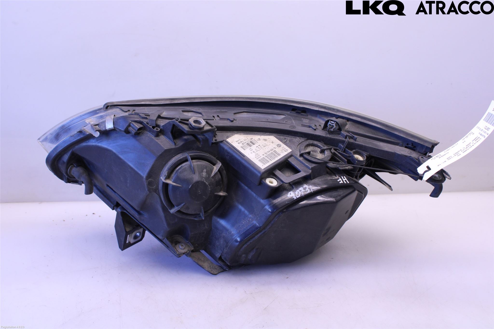 BMW 5 E60/61 Sed/Tou 02-10 Strålkastare Höger