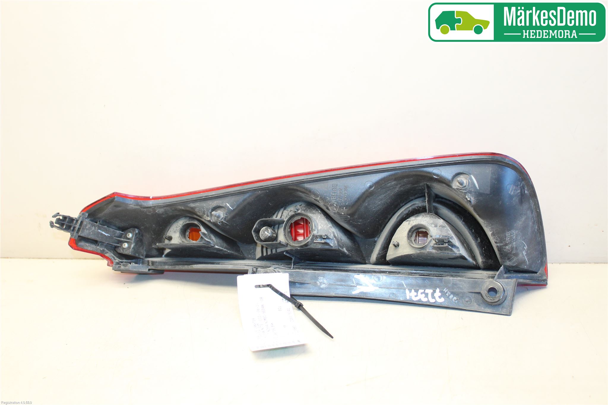 Nissan NOTE E11 06-14 Bakljus Vänster