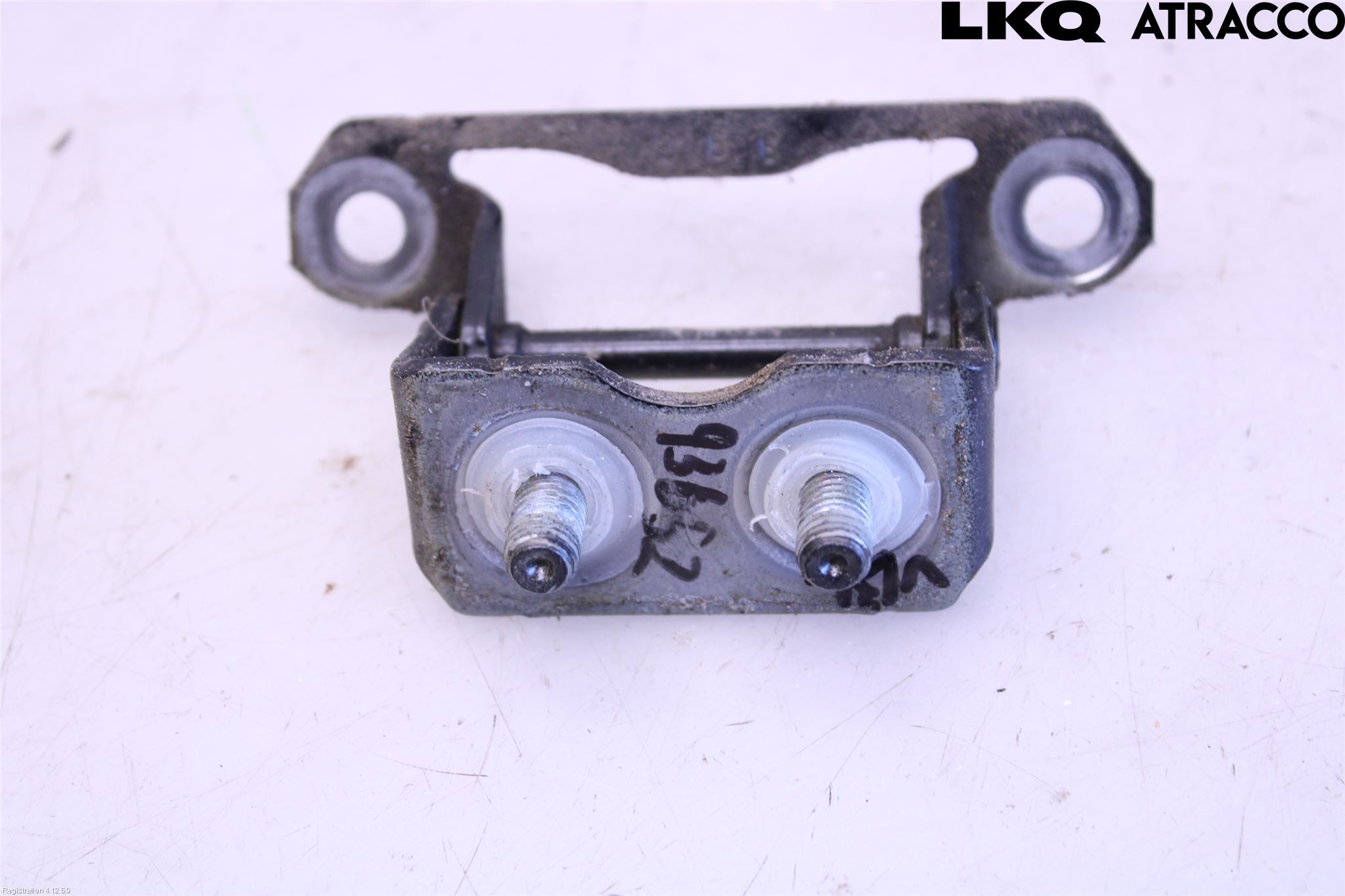 Subaru XV 12-17 Bakluckegångjärn Vä