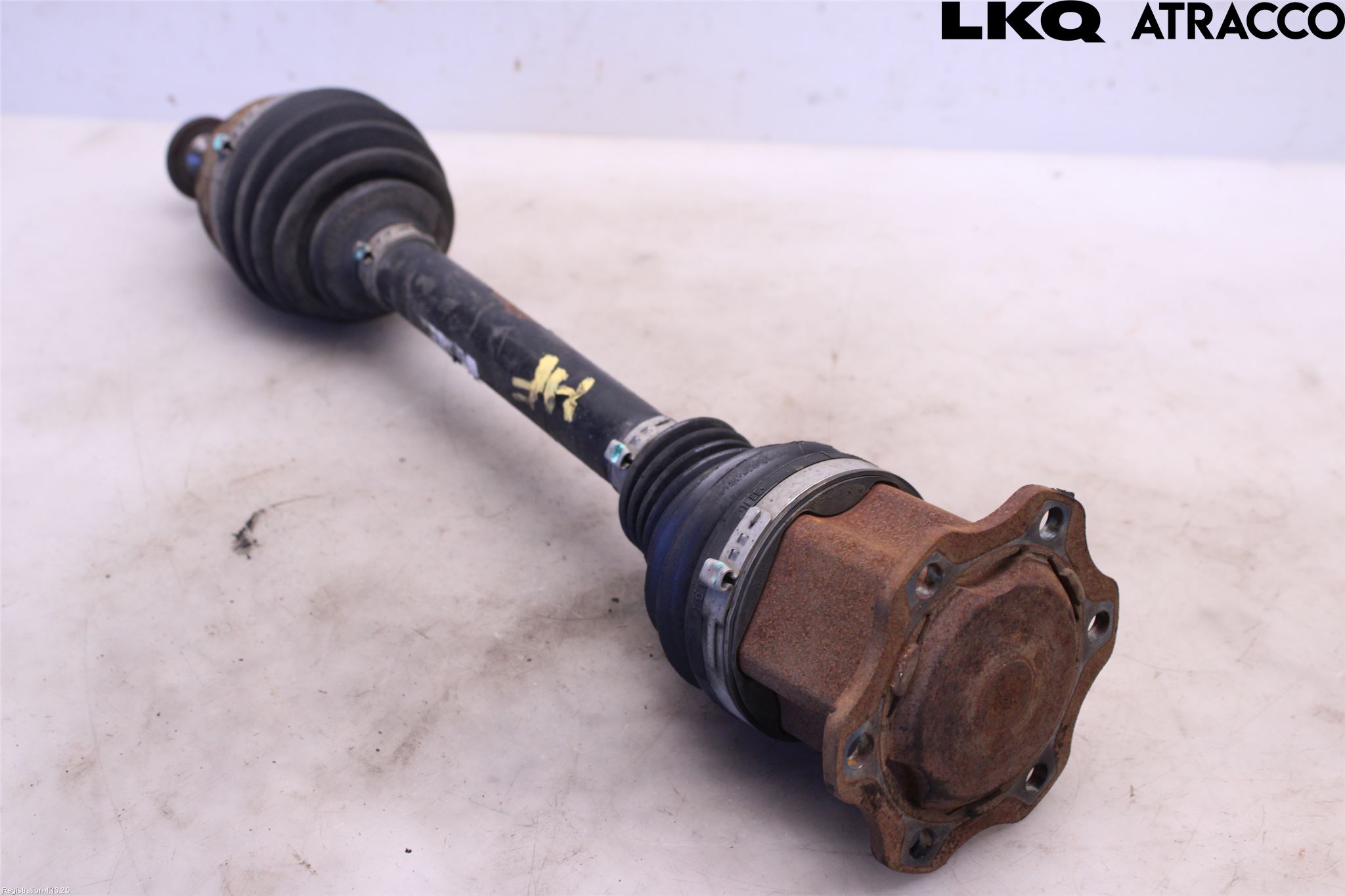 Audi Q5 09-16 Drivaxel Fram Höger