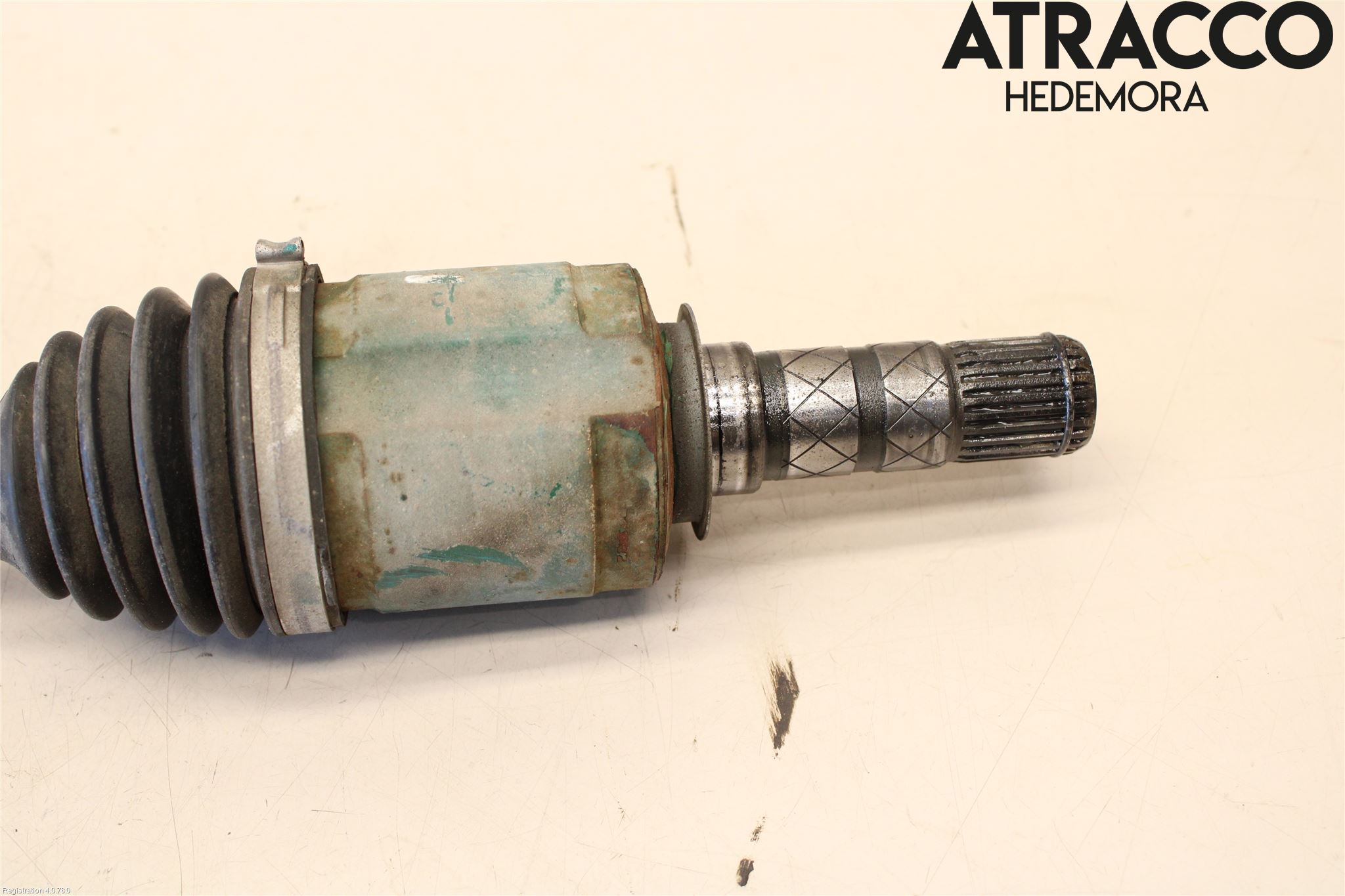 Subaru OUTBACK 10-15 Drivaxel Fram Vänster