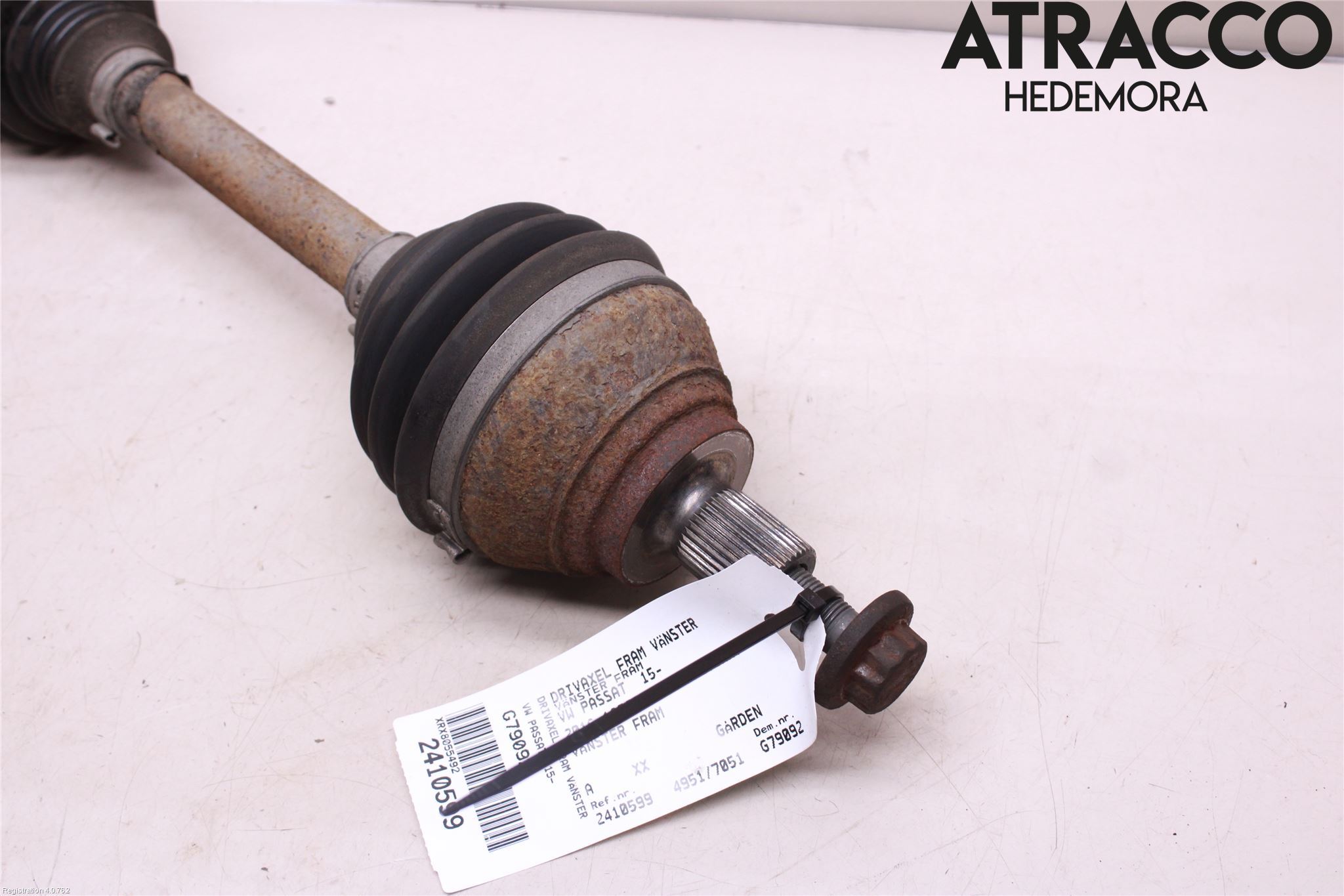 Volkswagen VW PASSAT 15-19 Drivaxel Fram Vänster