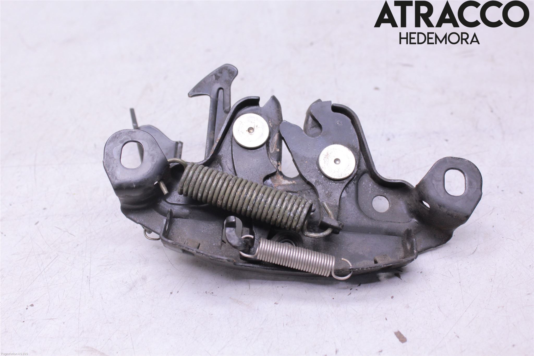 Nissan NOTE E11 06-14 Huvlås