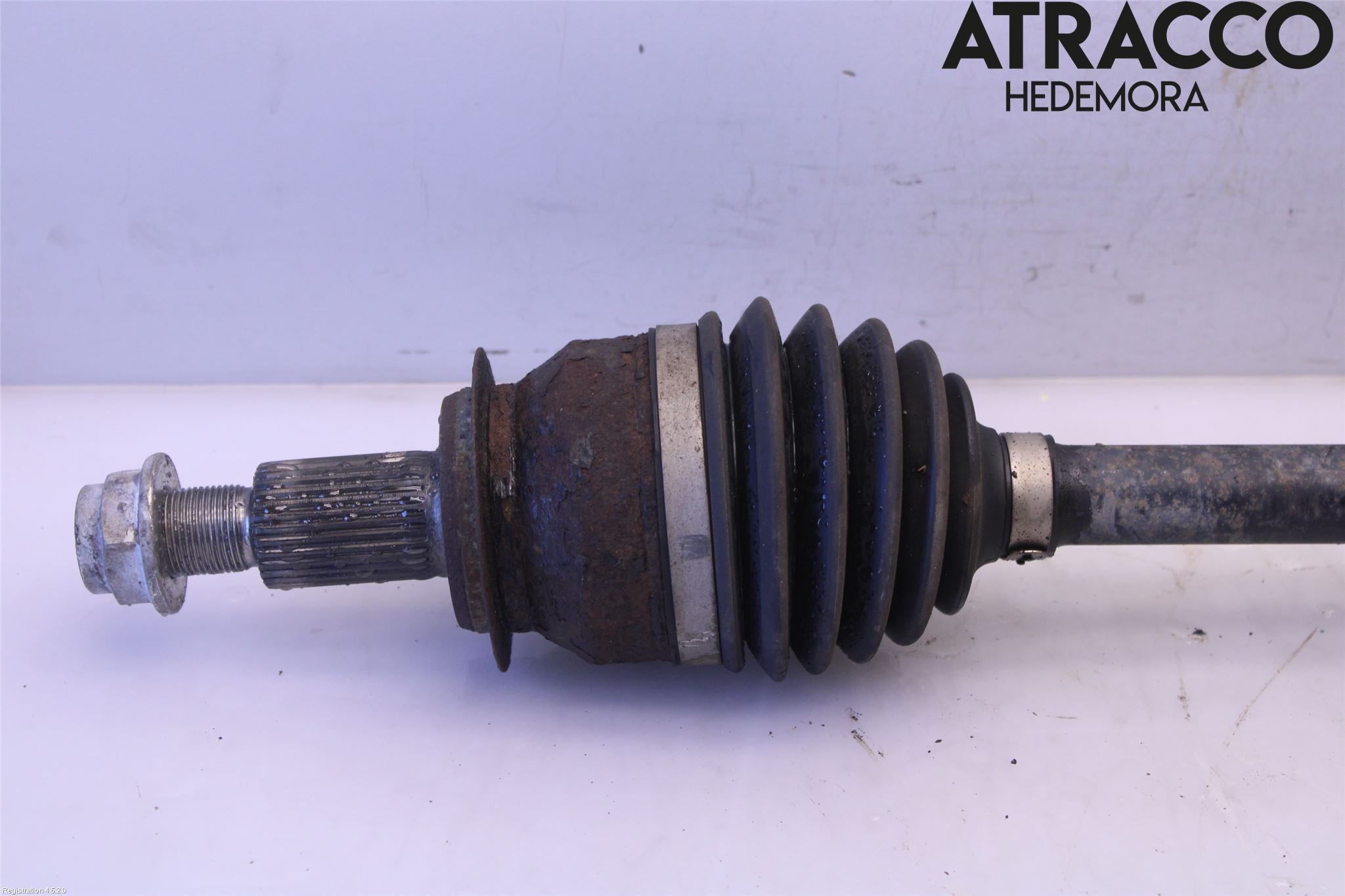 Mazda CX-5 17- Drivaxel Fram Vänster