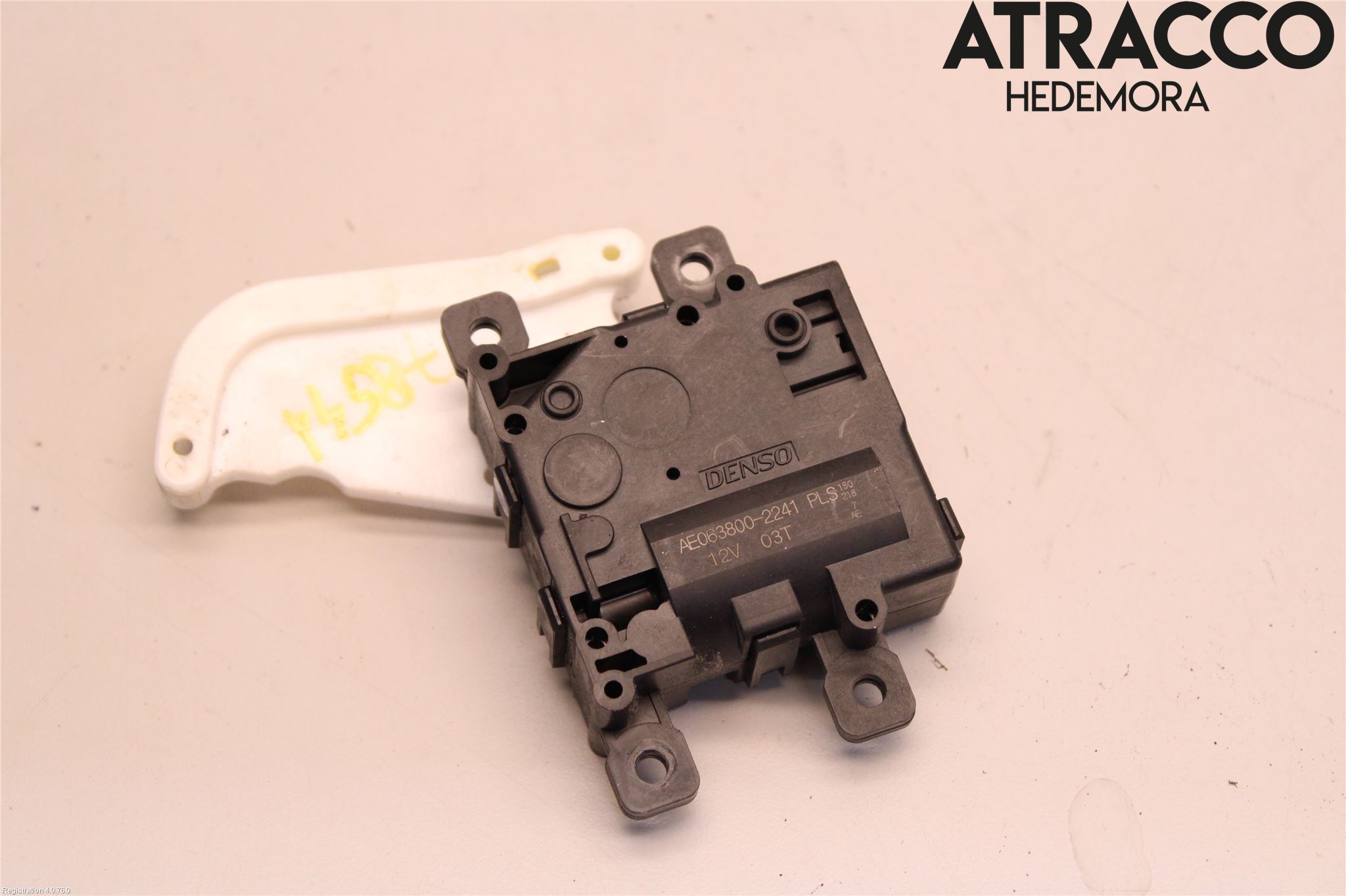 Toyota HILUX 16- Ac Reglermotor