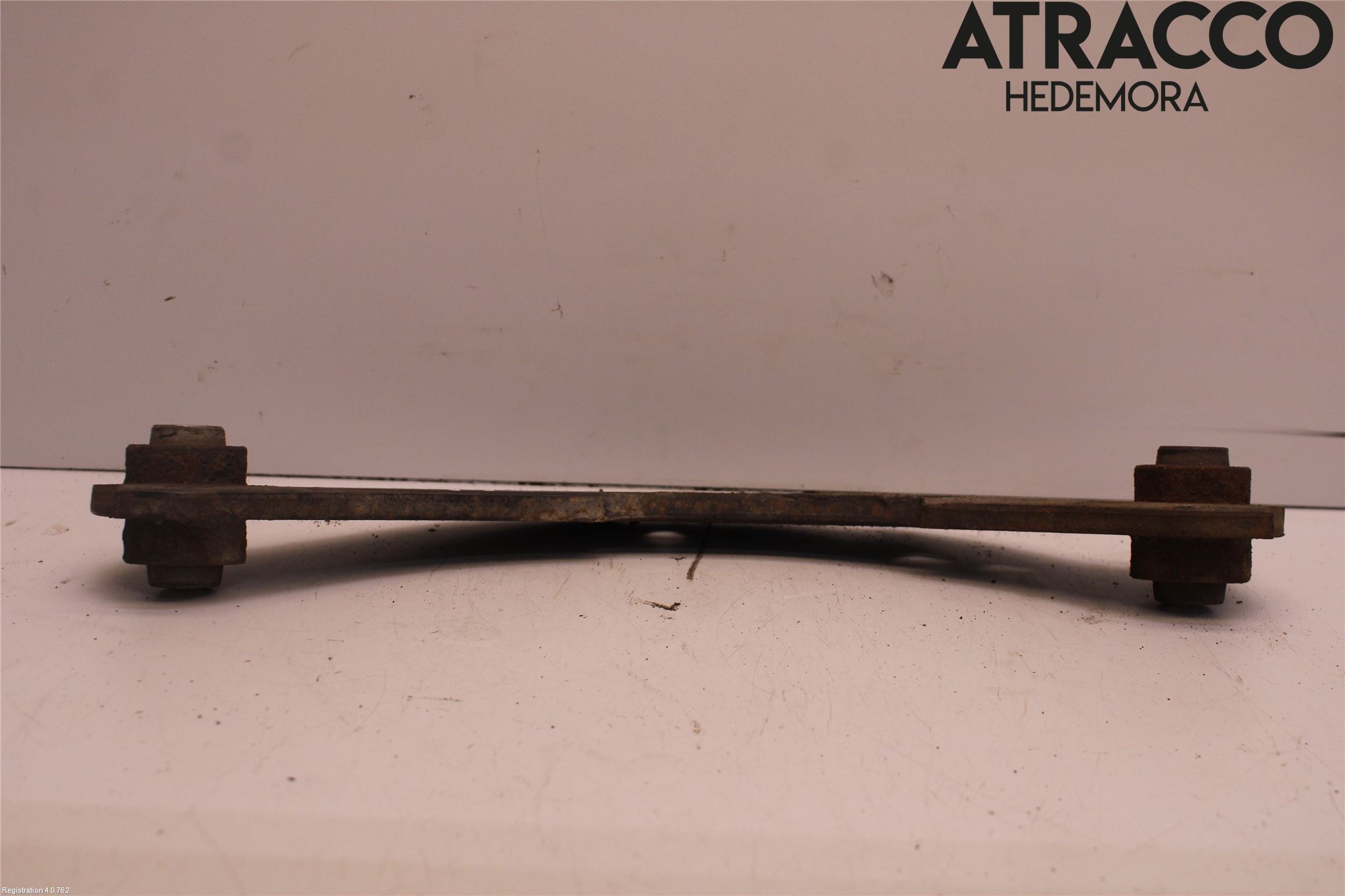 Mitsubishi OUTLANDER 13-21 Bärarm Bak Övre Höger