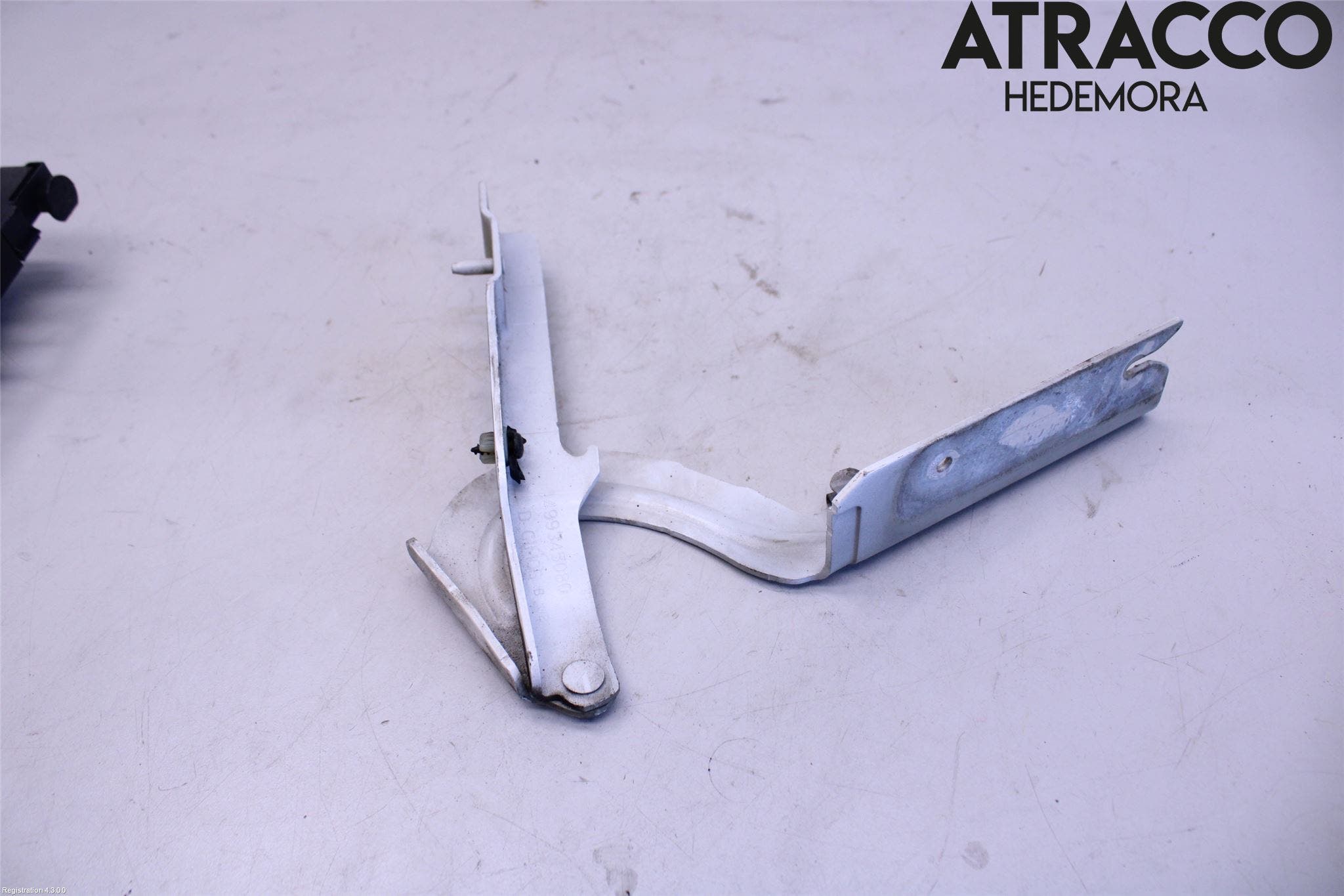 Peugeot EXPERT 15-16 Huvgångjärn