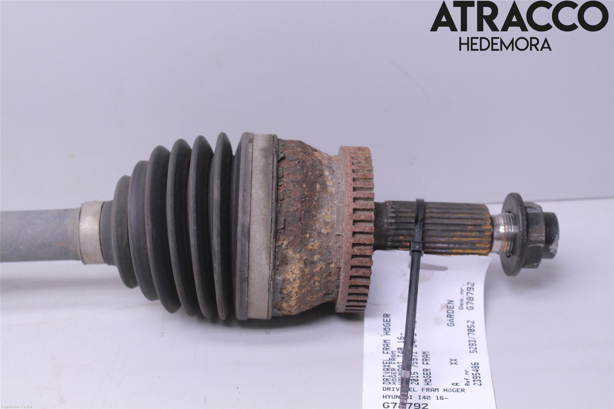 Hyundai i40 16-18 Drivaxel Fram Höger