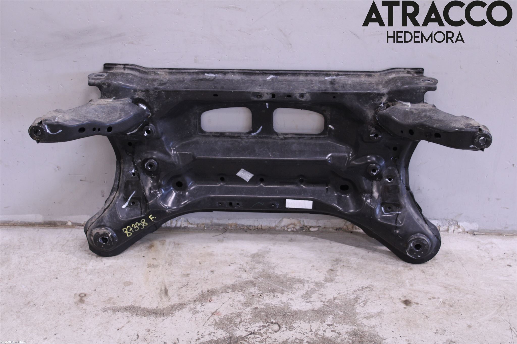 Ford E-TRANSIT SKÅP/BUSS 22- Framvagnsbalk