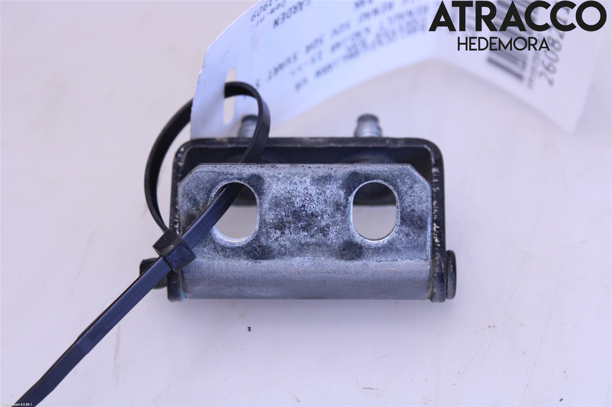 Renault KADJAR 15- Bakluckegångjärn Vä