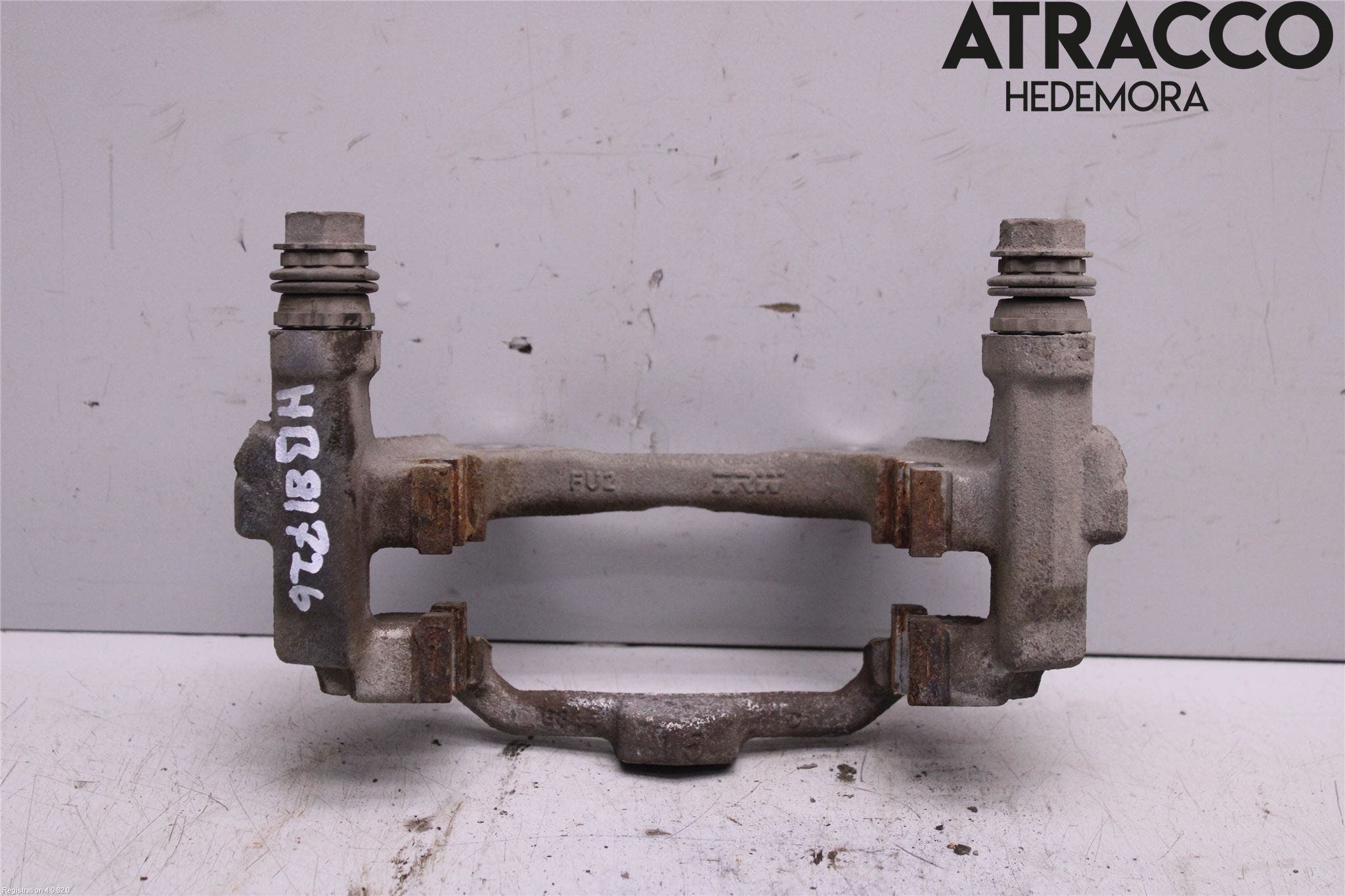 Toyota COROLLA 19- Bromsokshållare