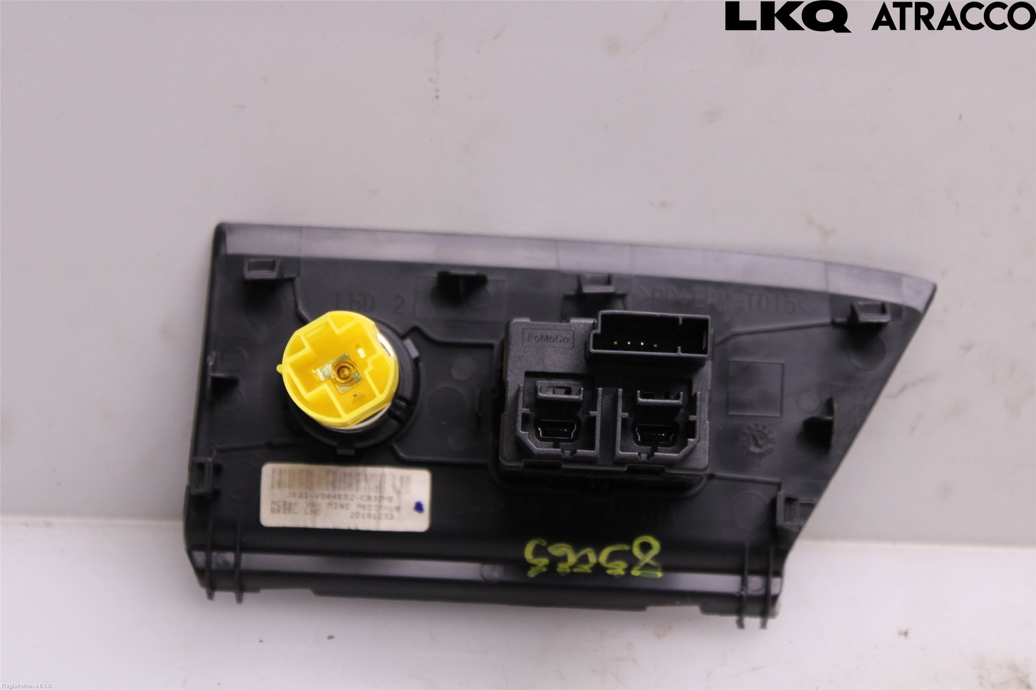 Ford TRANSIT/TOURNEO CUSTOM 13-24 Usb Connection