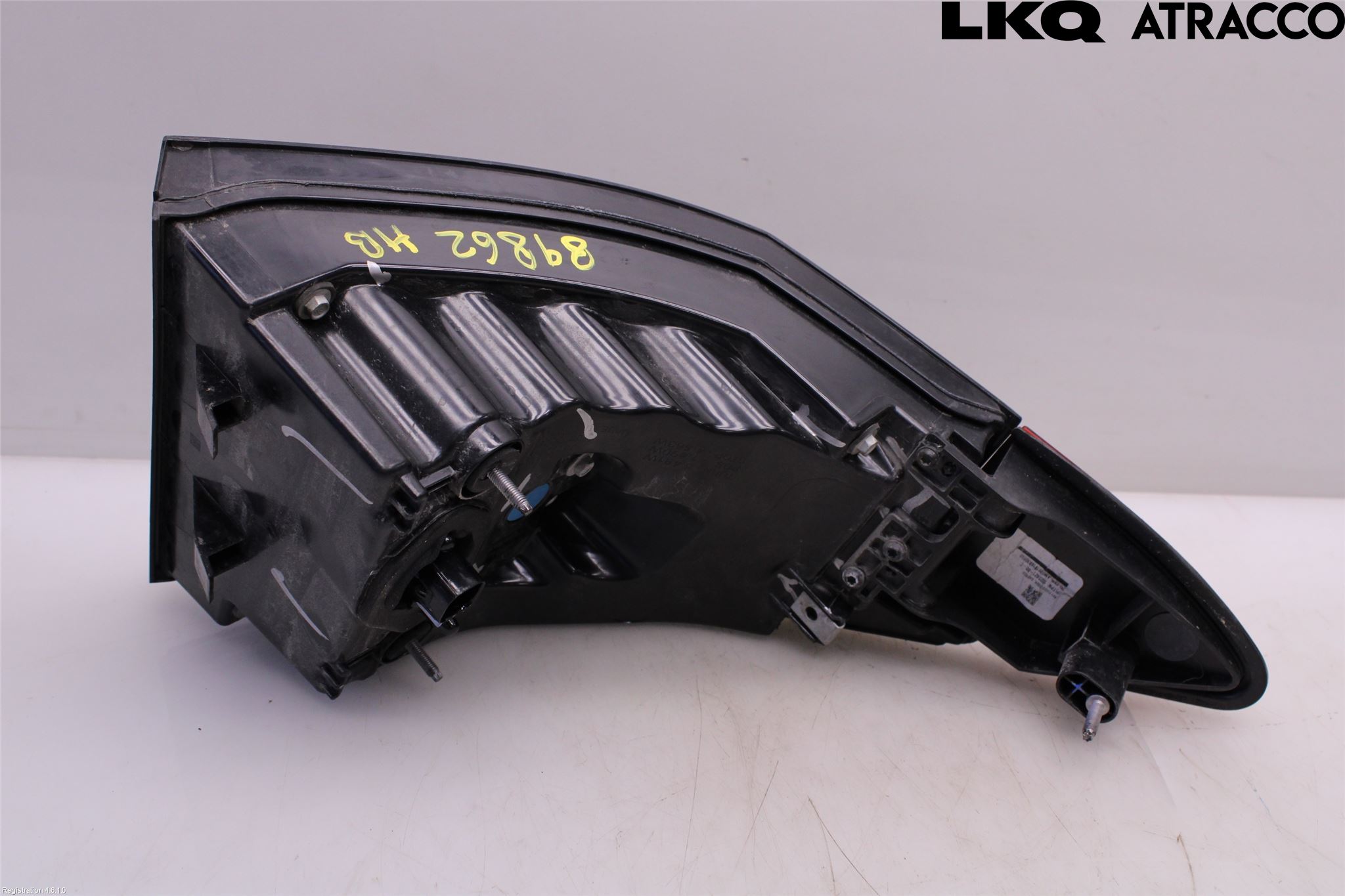 Tesla MODEL X 16- Bakljus Höger