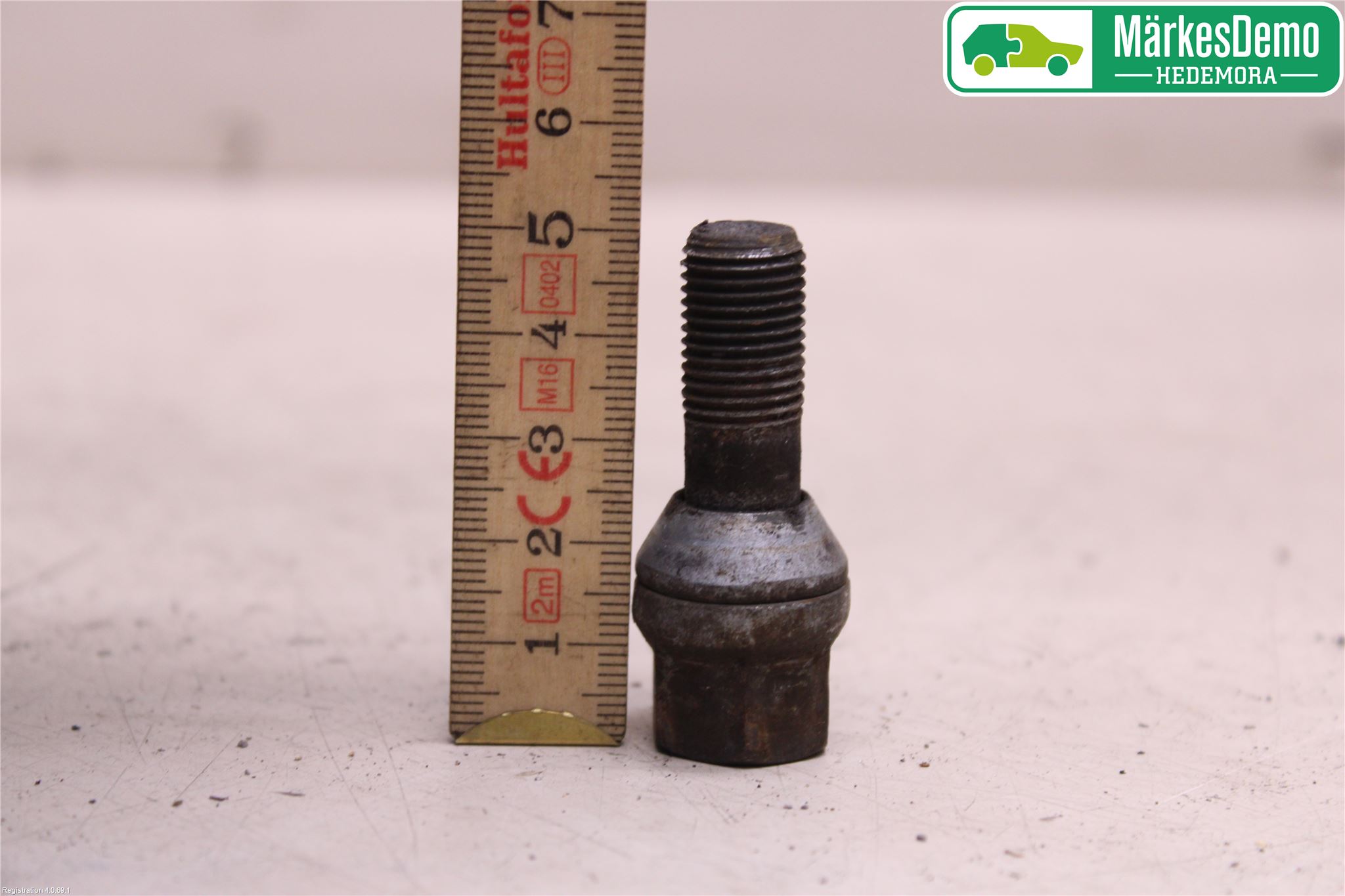 Peugeot PARTNER 16-18 Hjulmutter-Bult-Sats