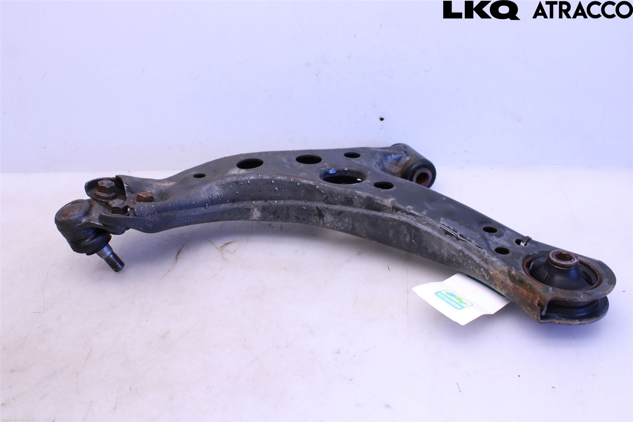 Toyota COROLLA 19- Bärarm Fram Undre Hö