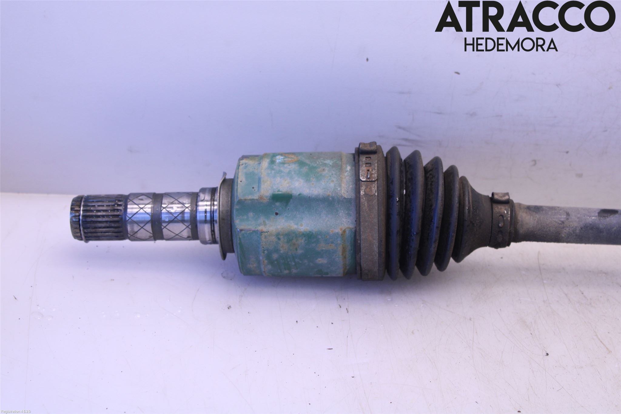 Subaru LEGACY 10-14 Drivaxel Fram Höger