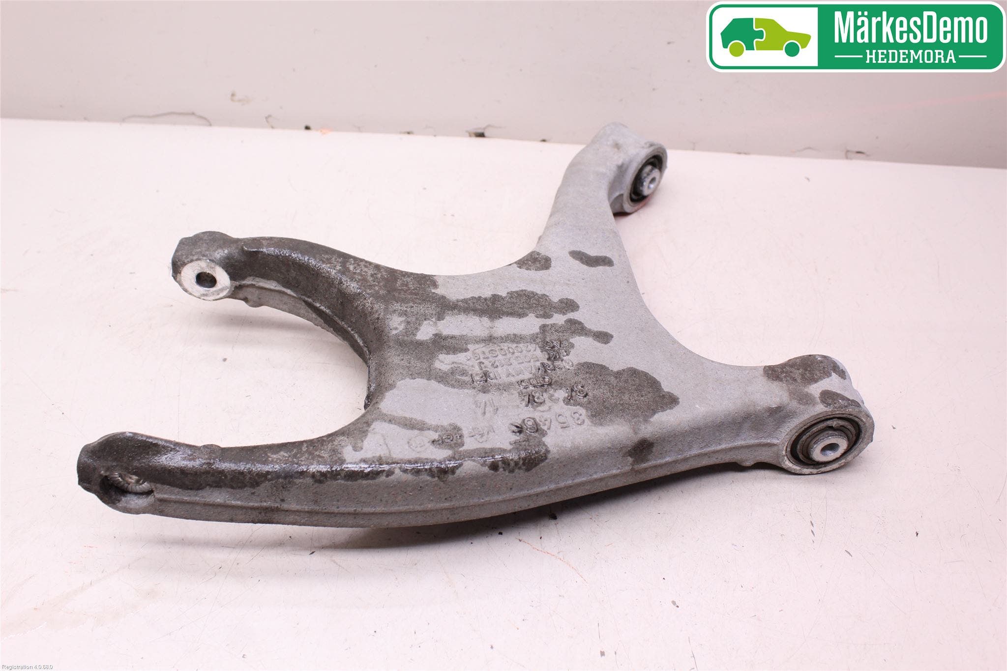 Audi A4 12-15 Bärarm Bak Höger