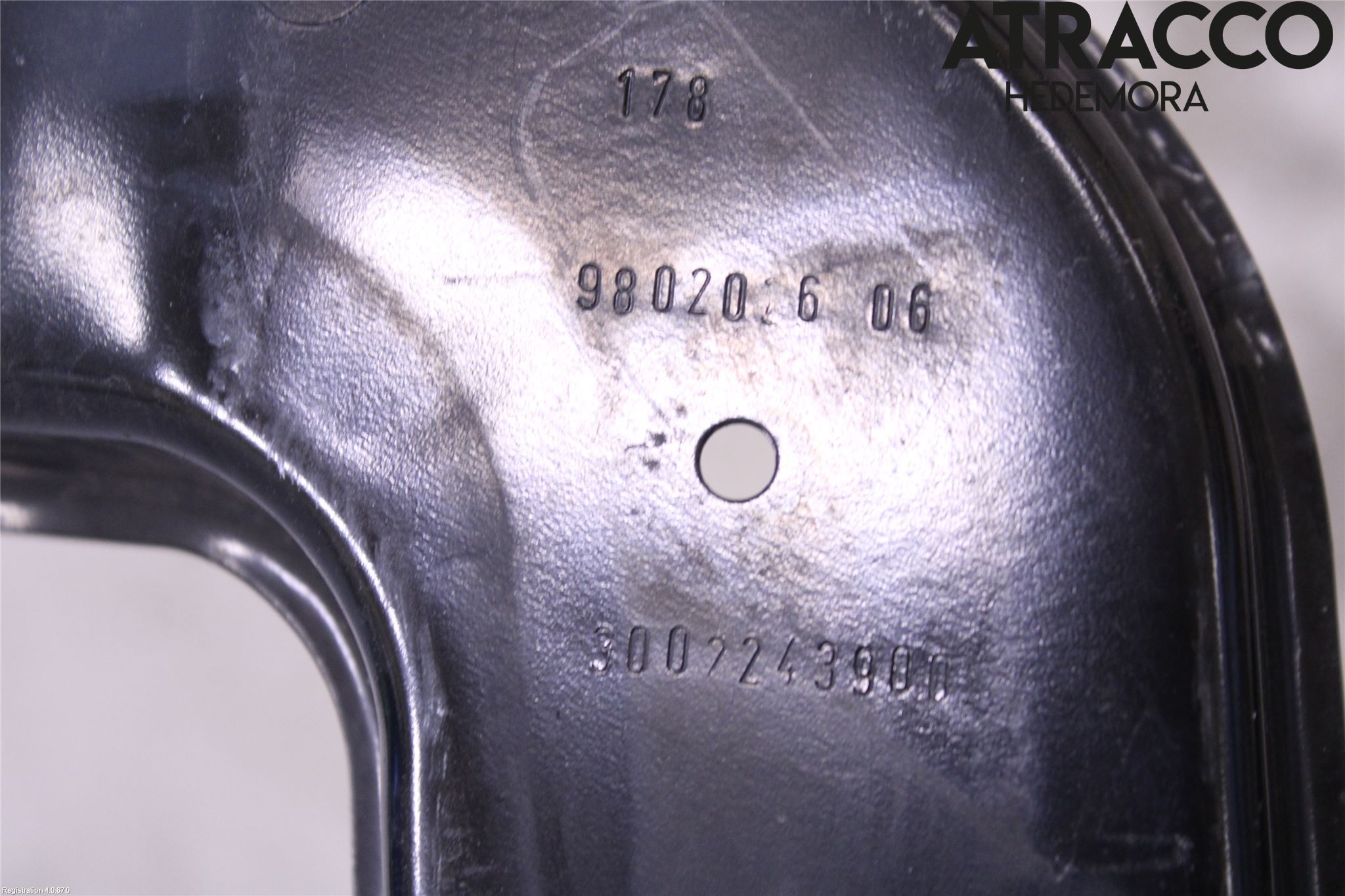 Mini COUNTRYMAN R60 11-16 Front Huvlåsplåt-Balk