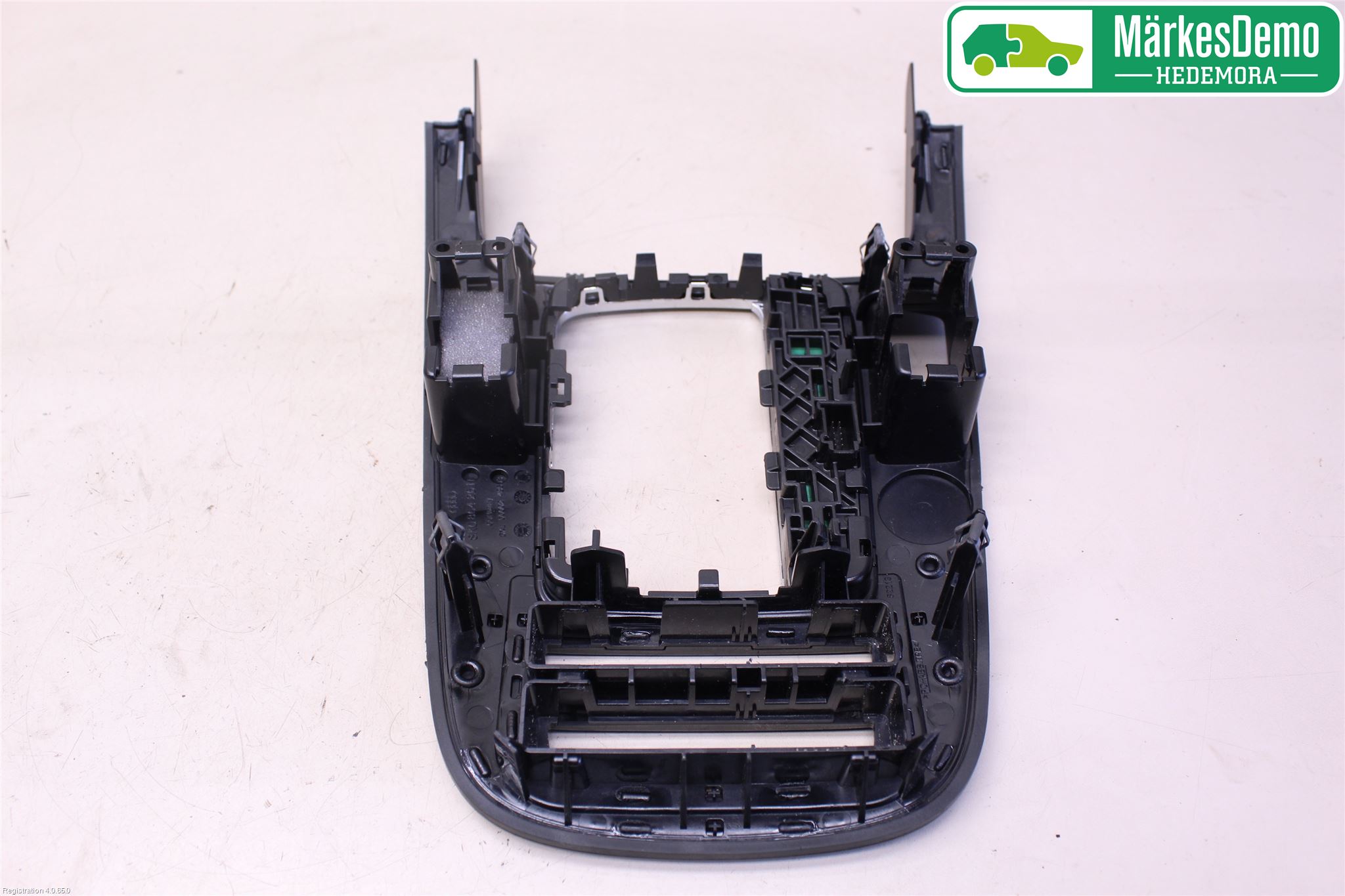 Audi Q5 09-16 Inredning Sarg Växelspak