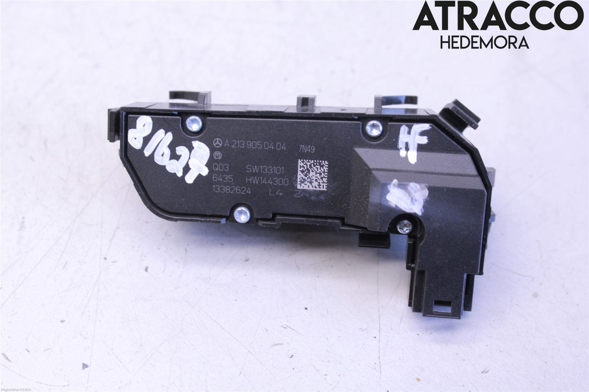 Mercedes-Benz MB E-KLASS (W213) 16-23 Strömställare Stolvärme