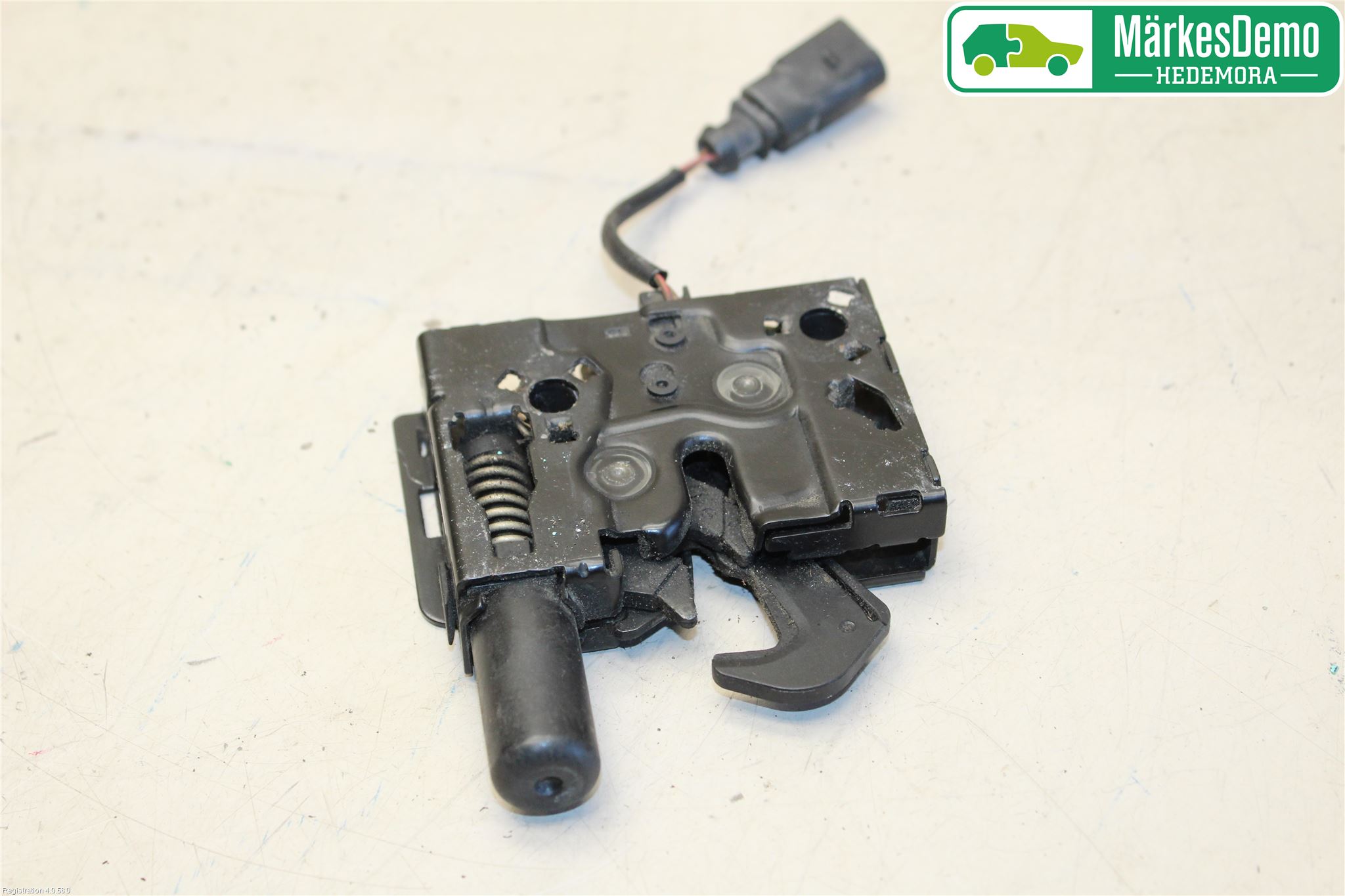 Skoda SUPERB 16-24 Huvlås