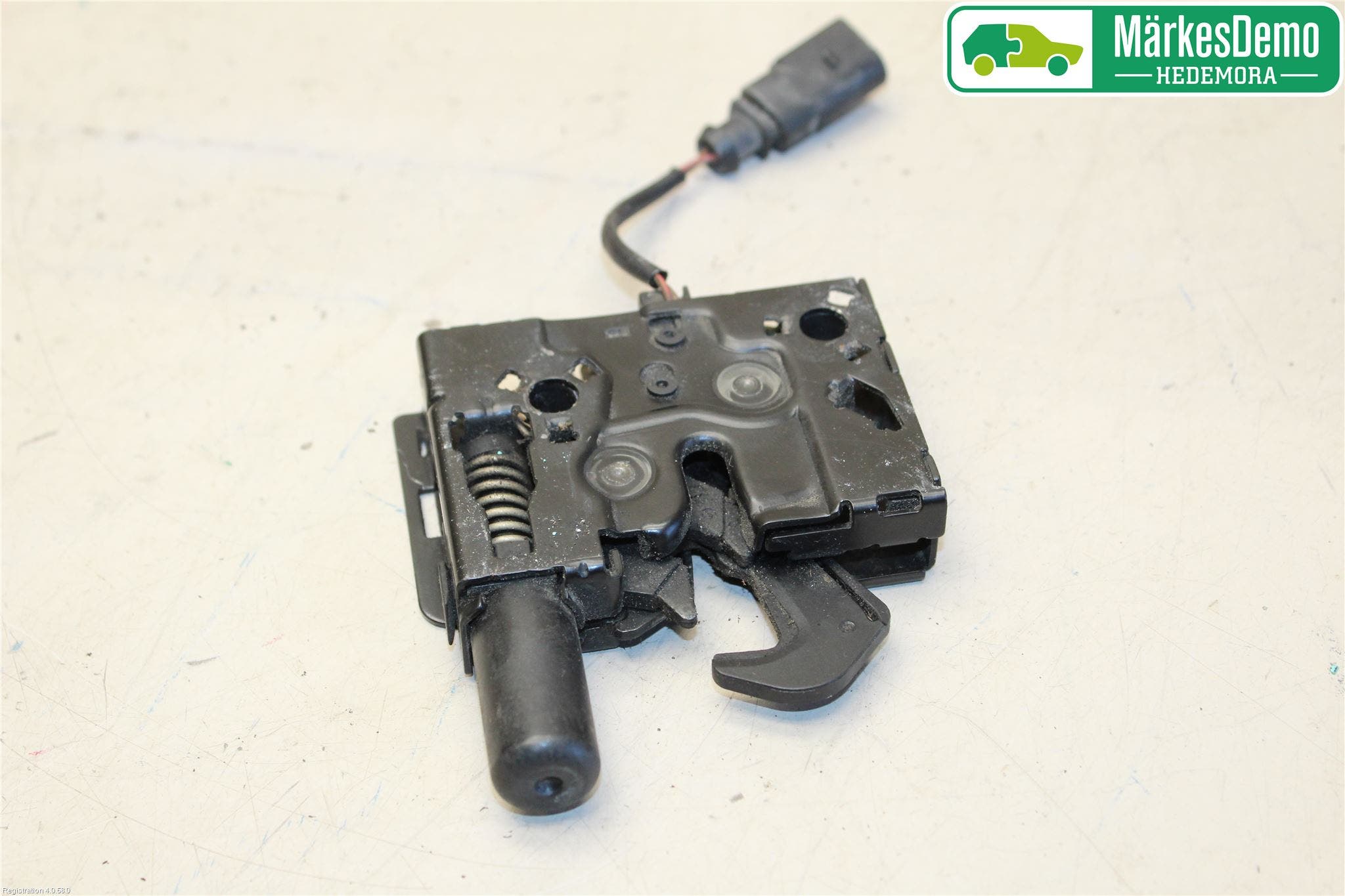 Skoda SUPERB 16-24 Huvlås