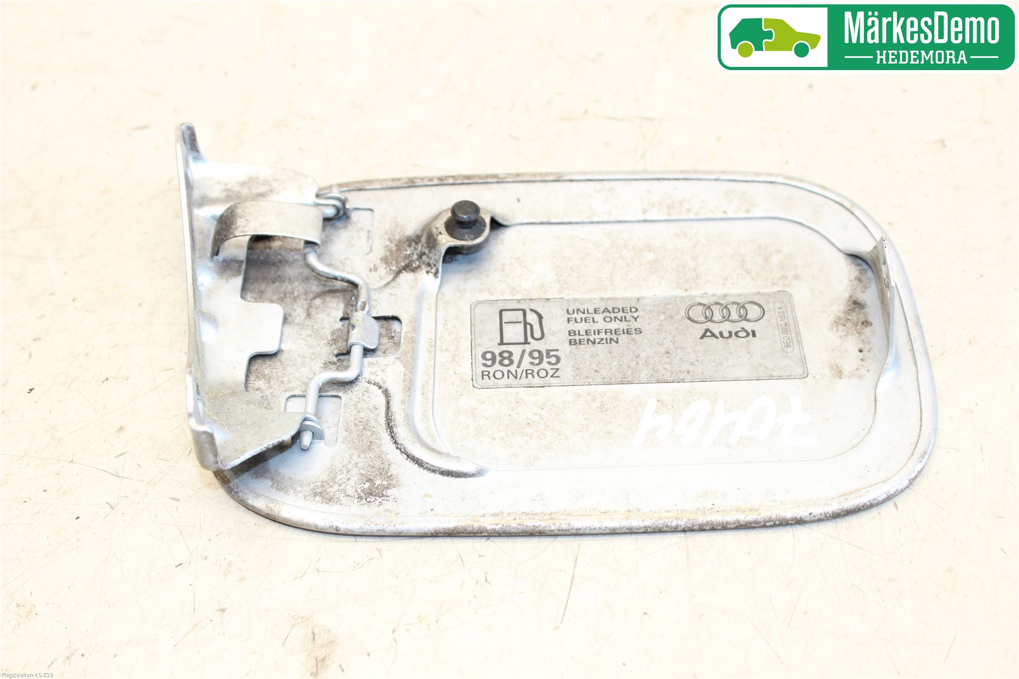 Audi A4/S4 01-05 Tanklucka