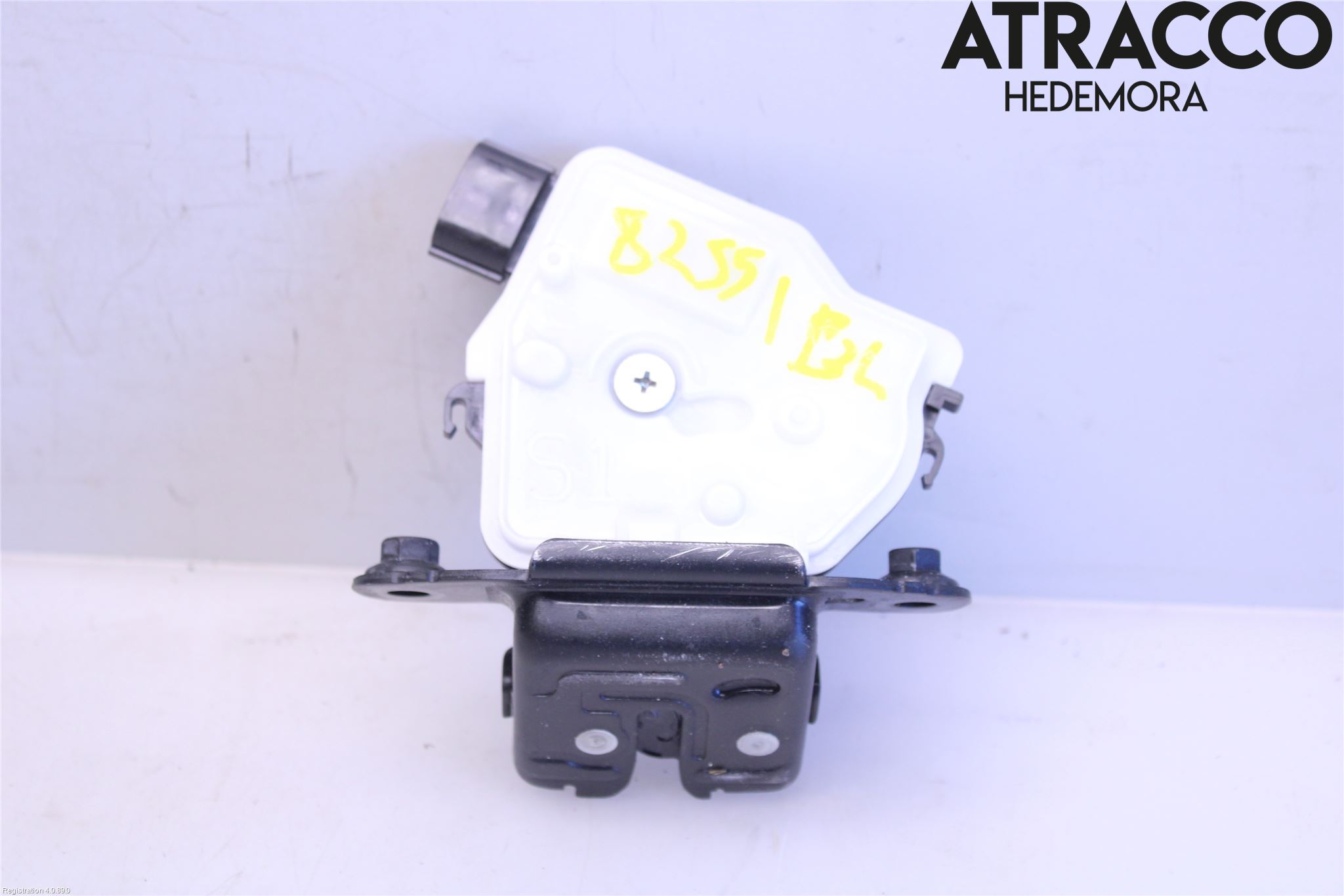 Toyota COROLLA 19- Låskista Baklucka