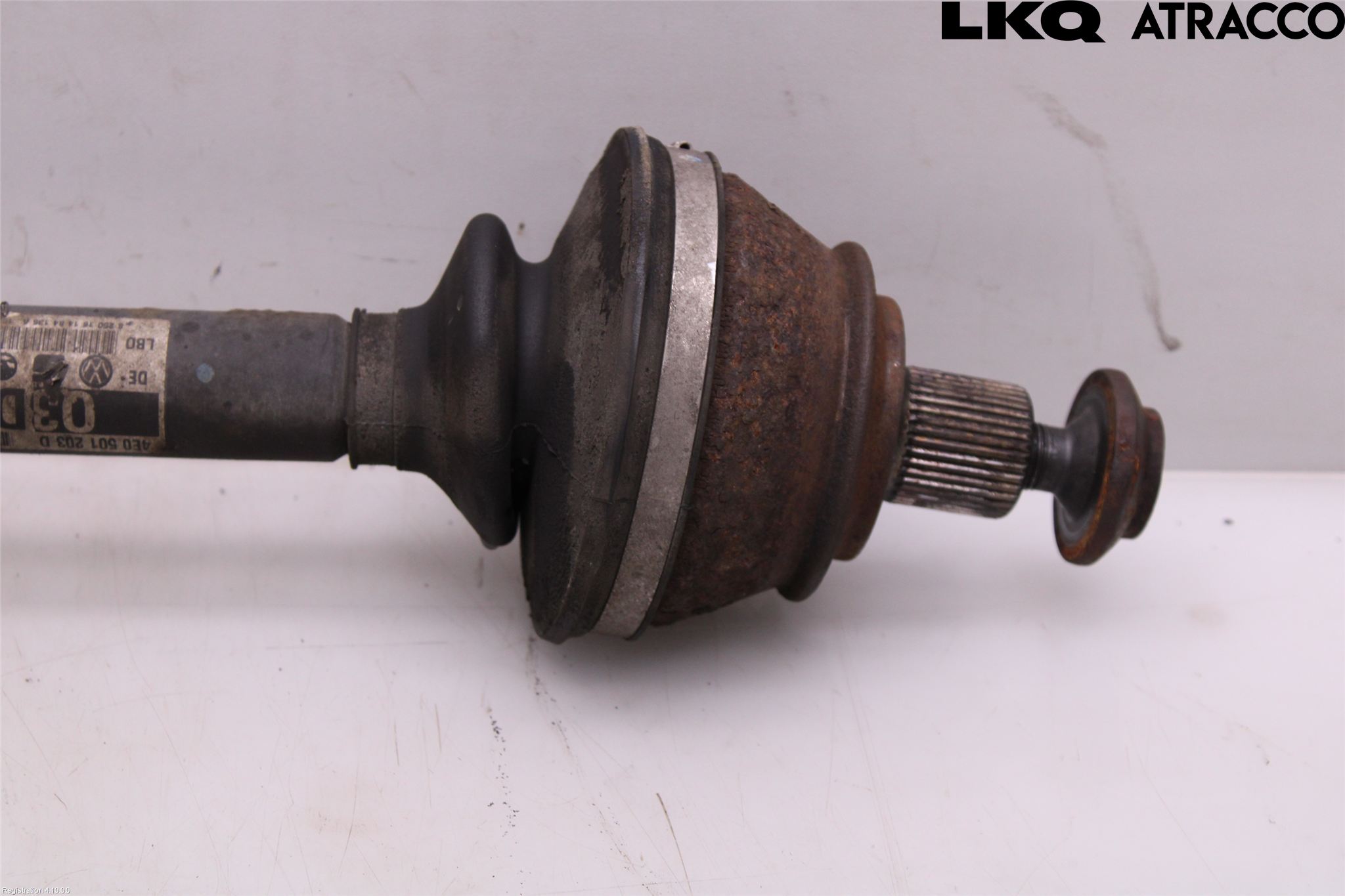 Audi A8/S8 4E  02-09 Drivaxel Bak Höger