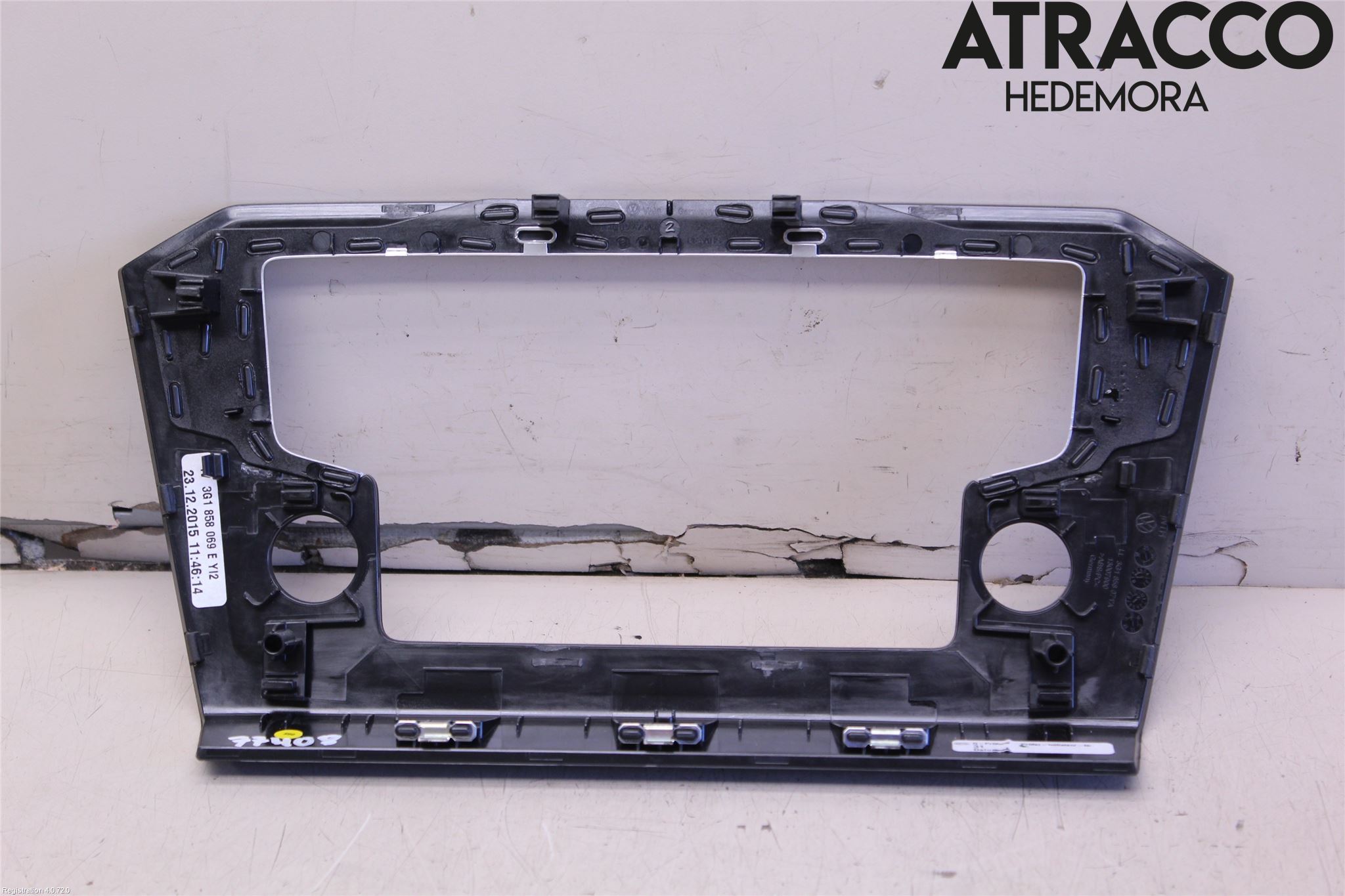 Volkswagen VW PASSAT 15-19 Instrument-Radio Sarg