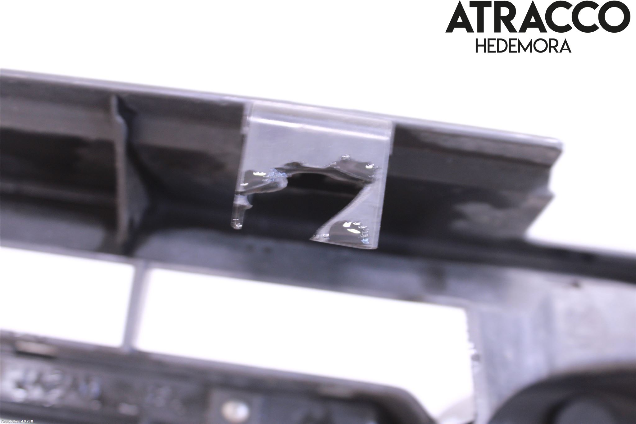 Subaru LEGACY    04-06 Grill-Galler