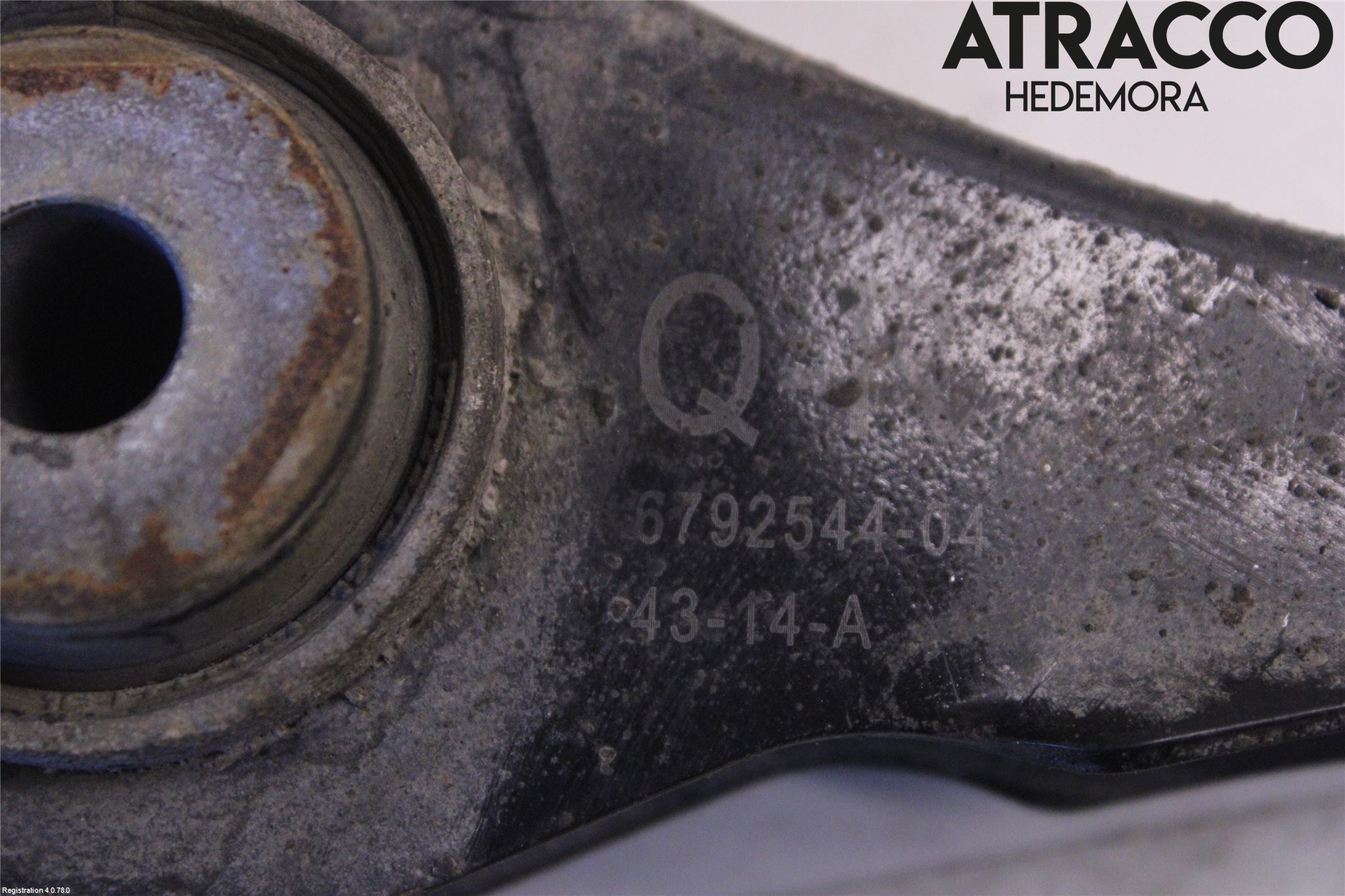 BMW 4 F32/F33/F82/F83 13-20 Bärarm Bak Övre Höger