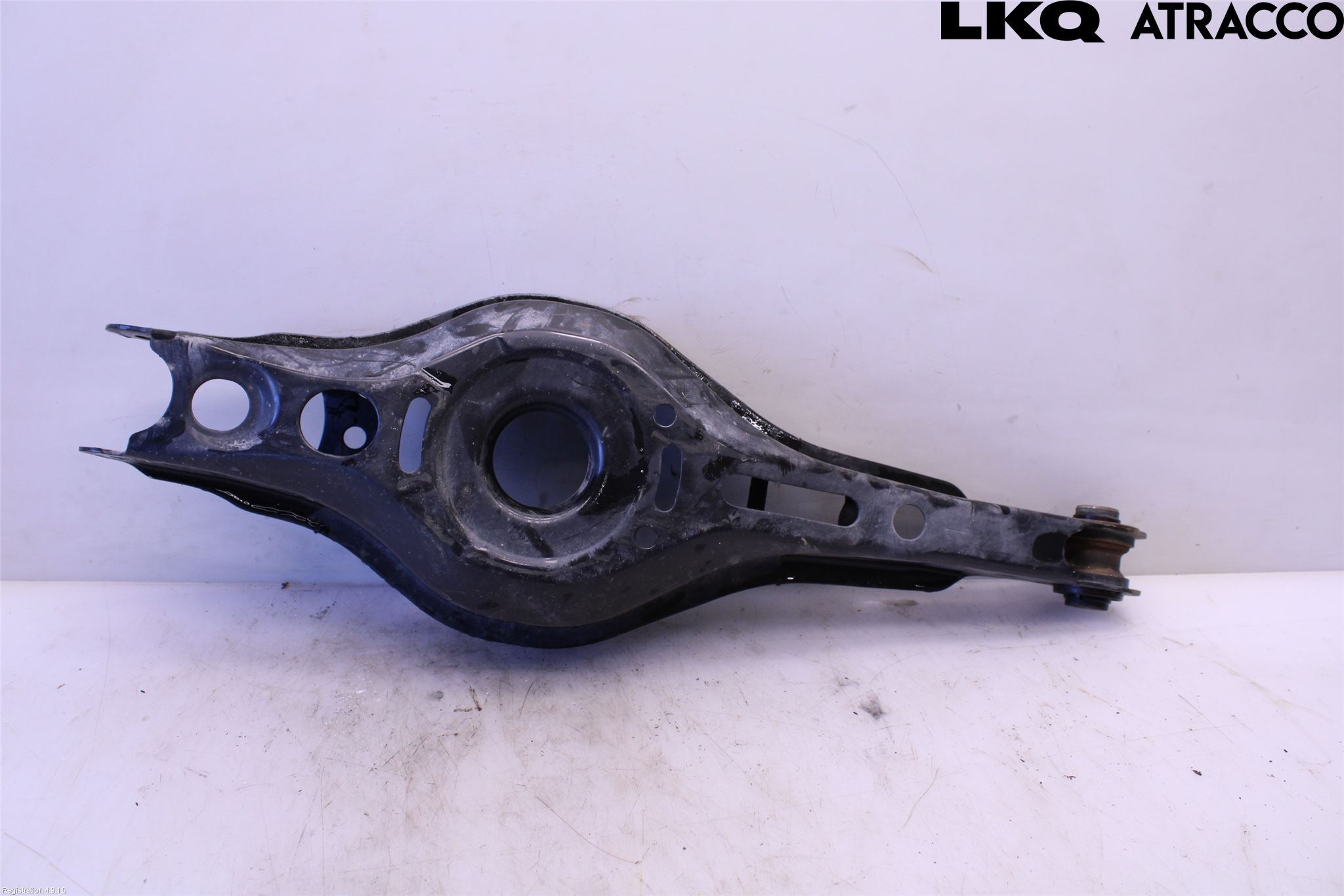 Toyota COROLLA CROSS XG10 22- Bärarm Bak Vänster