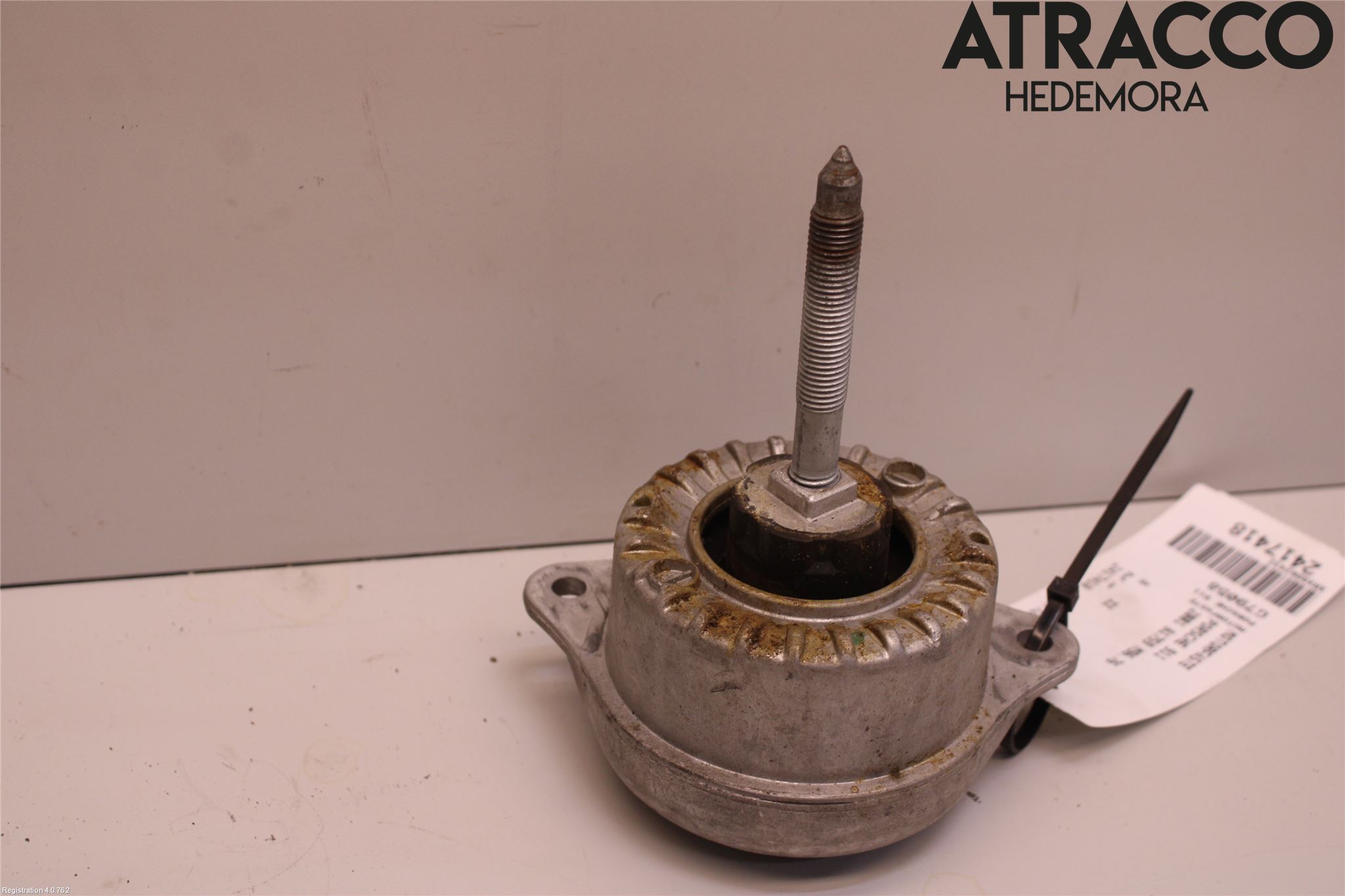 Porsche 911 64- Motorfäste