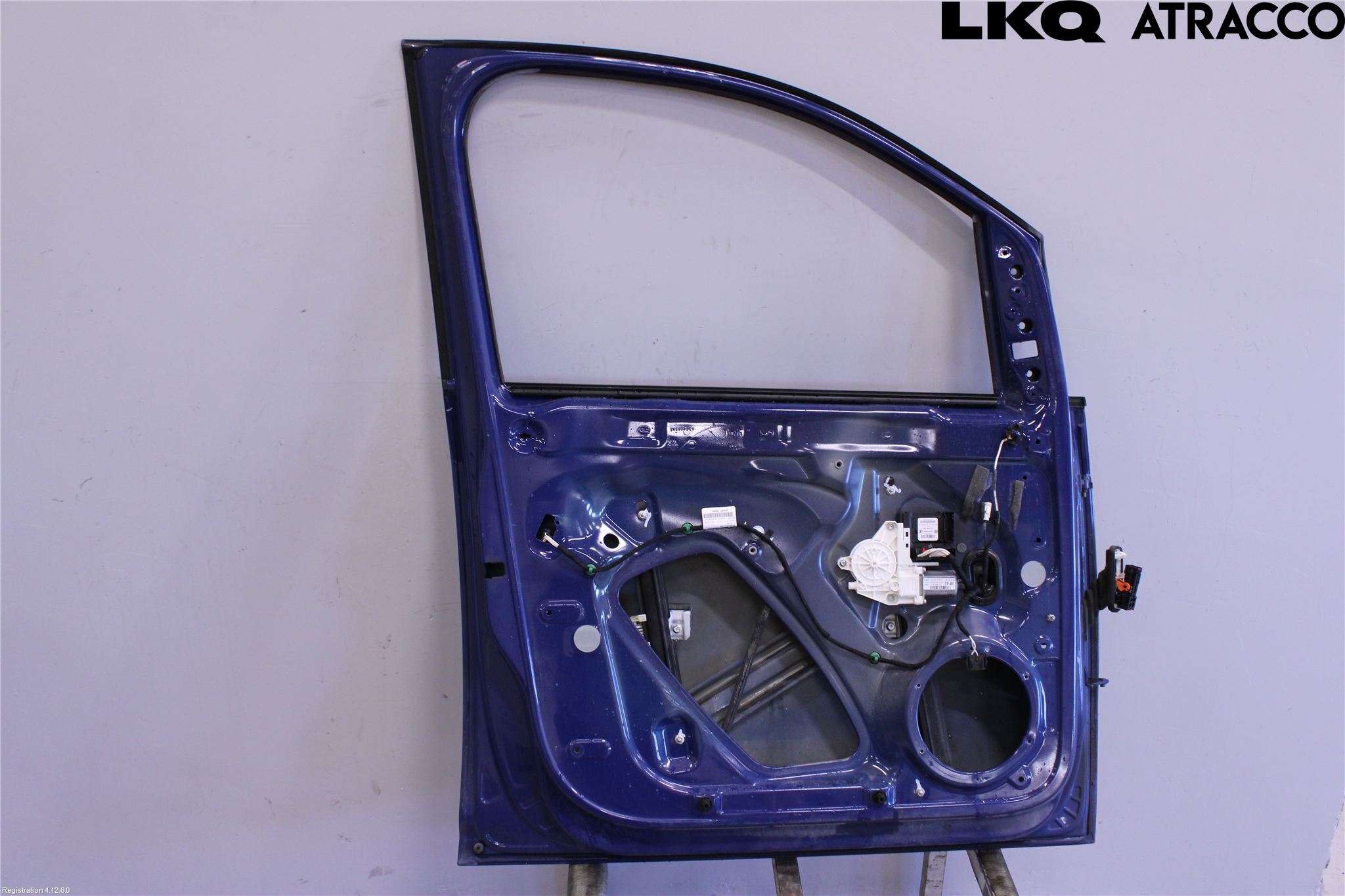 Volkswagen VW CADDY 16-20 Dörr Fram Vänster