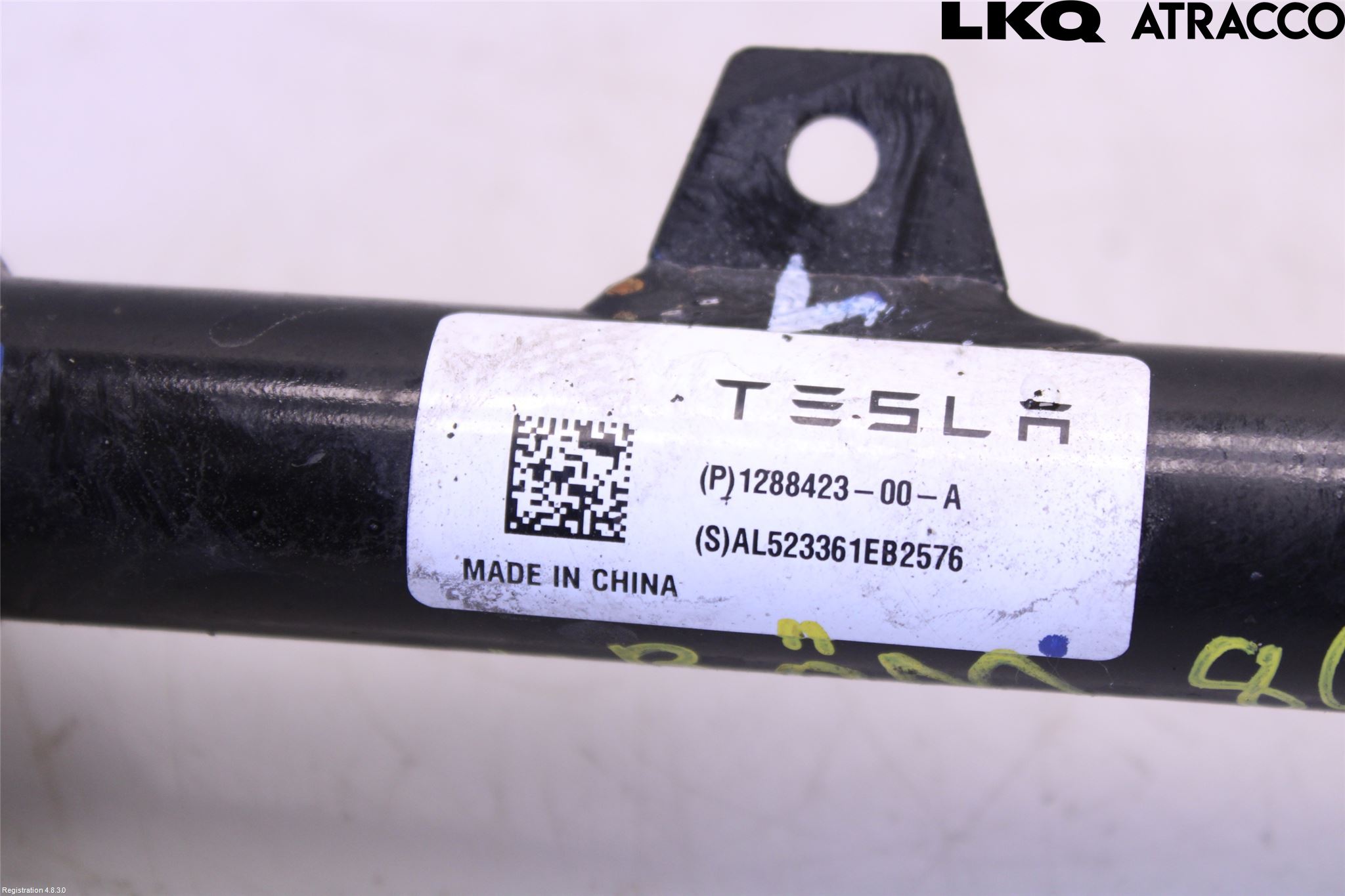 Tesla MODEL Y 21- Bärarm Bak Höger