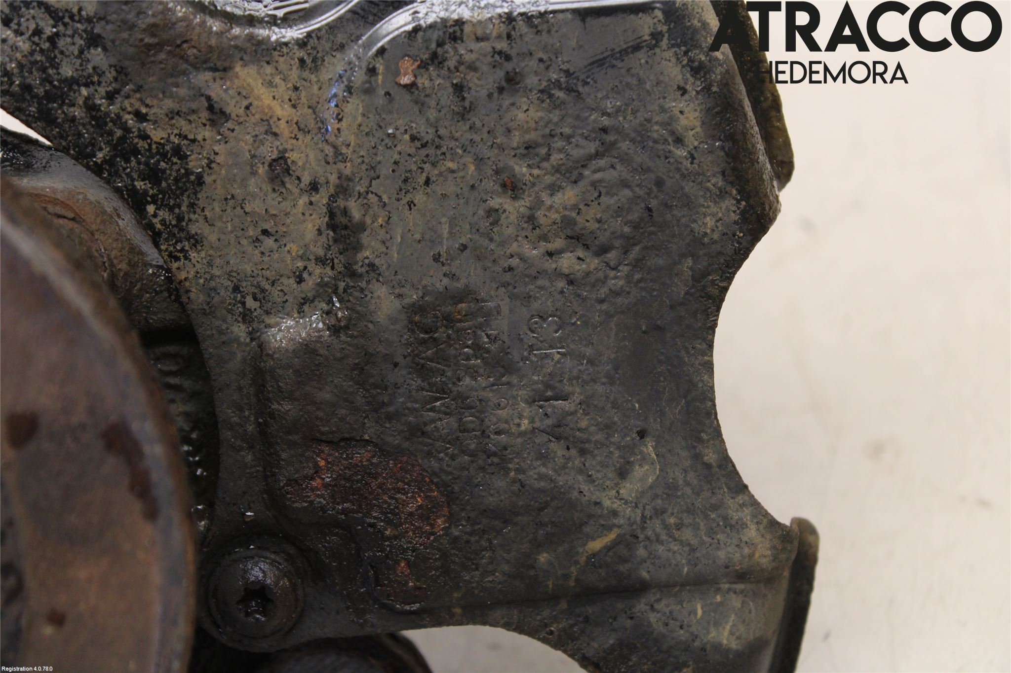 Audi Q3 8U 12-18 Styrspindel Lagerhus Vä