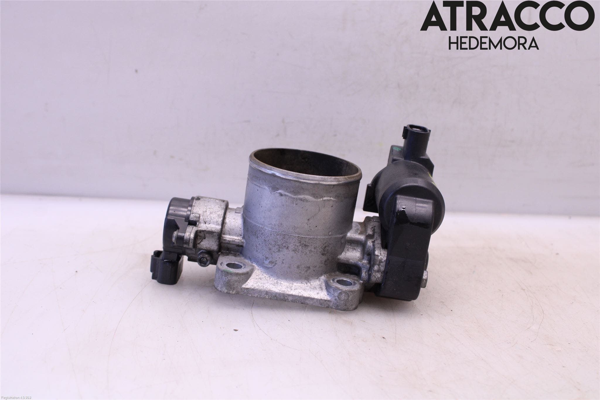 Toyota HI-ACE 06-12 Injspjällhus