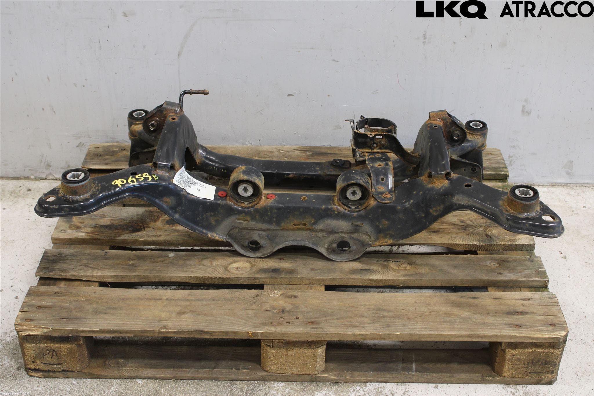 Volvo V60 CROSS COUNTRY 16-18 Bakaxelbalk