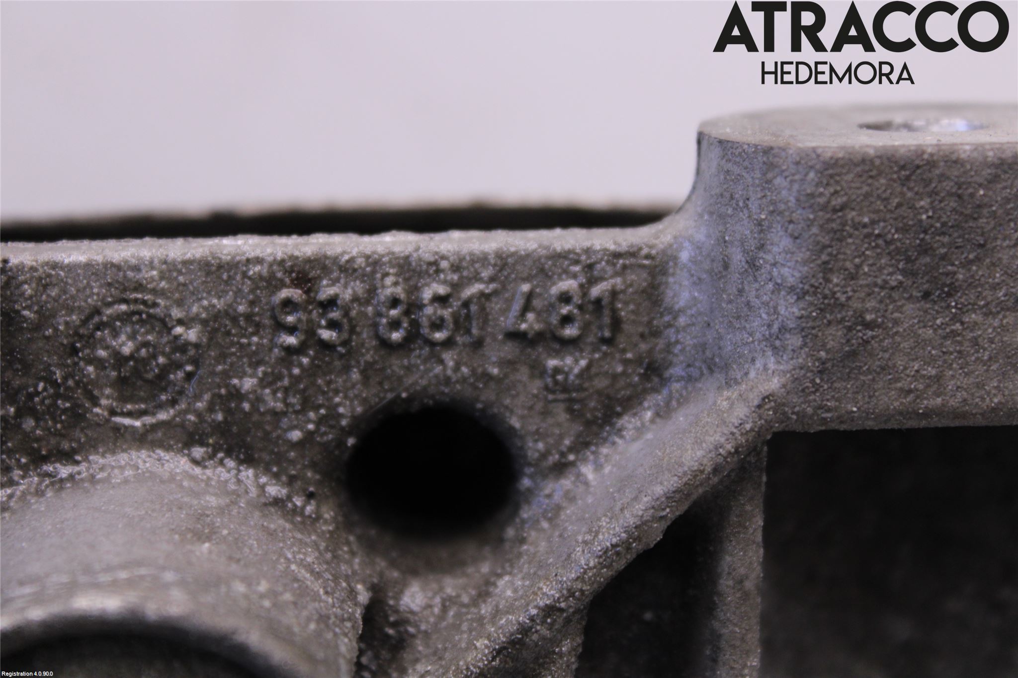 Renault TRAFIC   02-14 Motorfäste