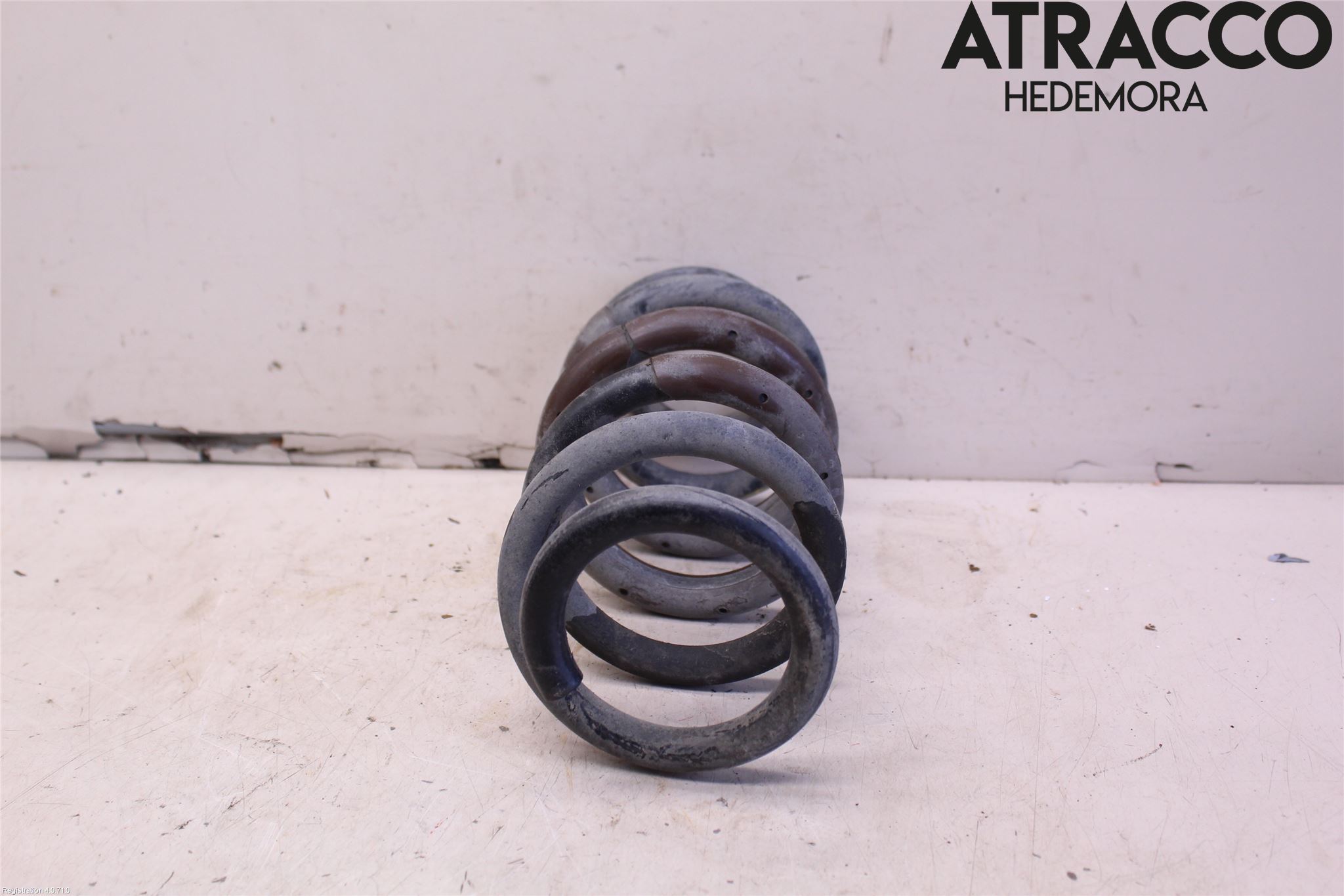 Lexus NX 300h 15-21 Fjäder Bak