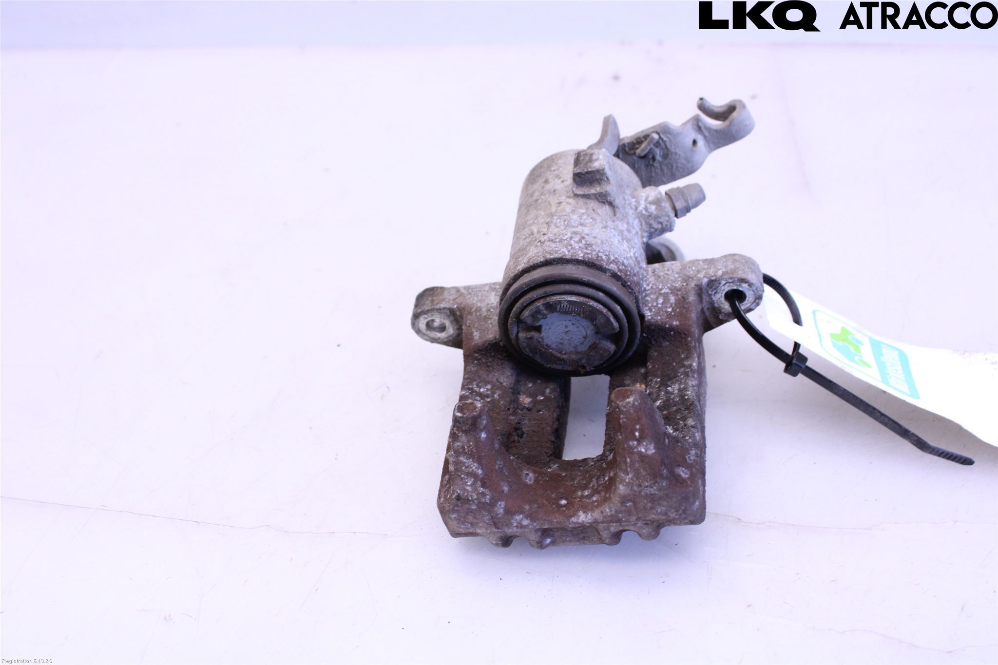 Volkswagen VW GOLF V 04-09 Bromsok Bak Höger