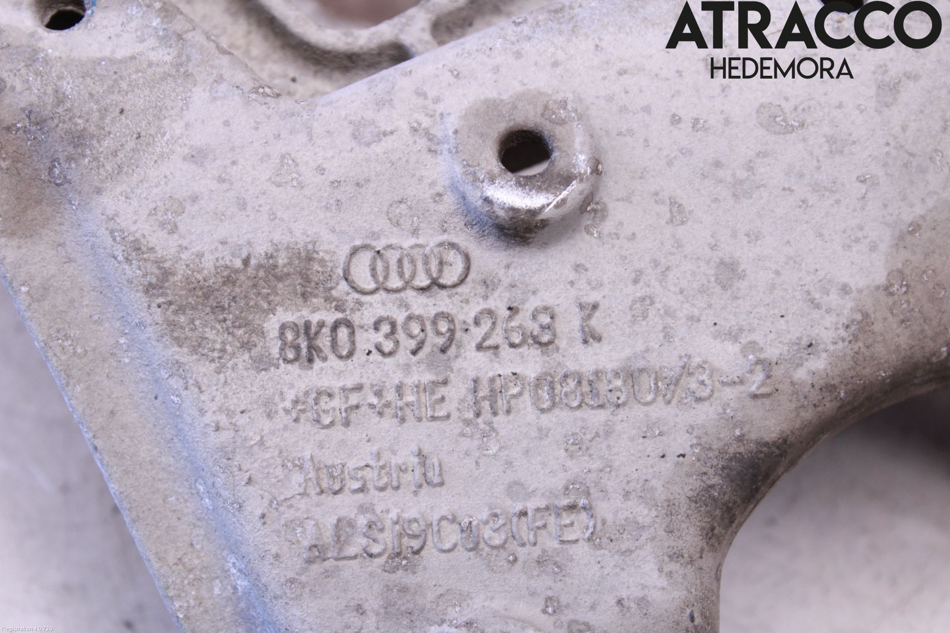 Audi Q5 09-16 Växellådsbalk