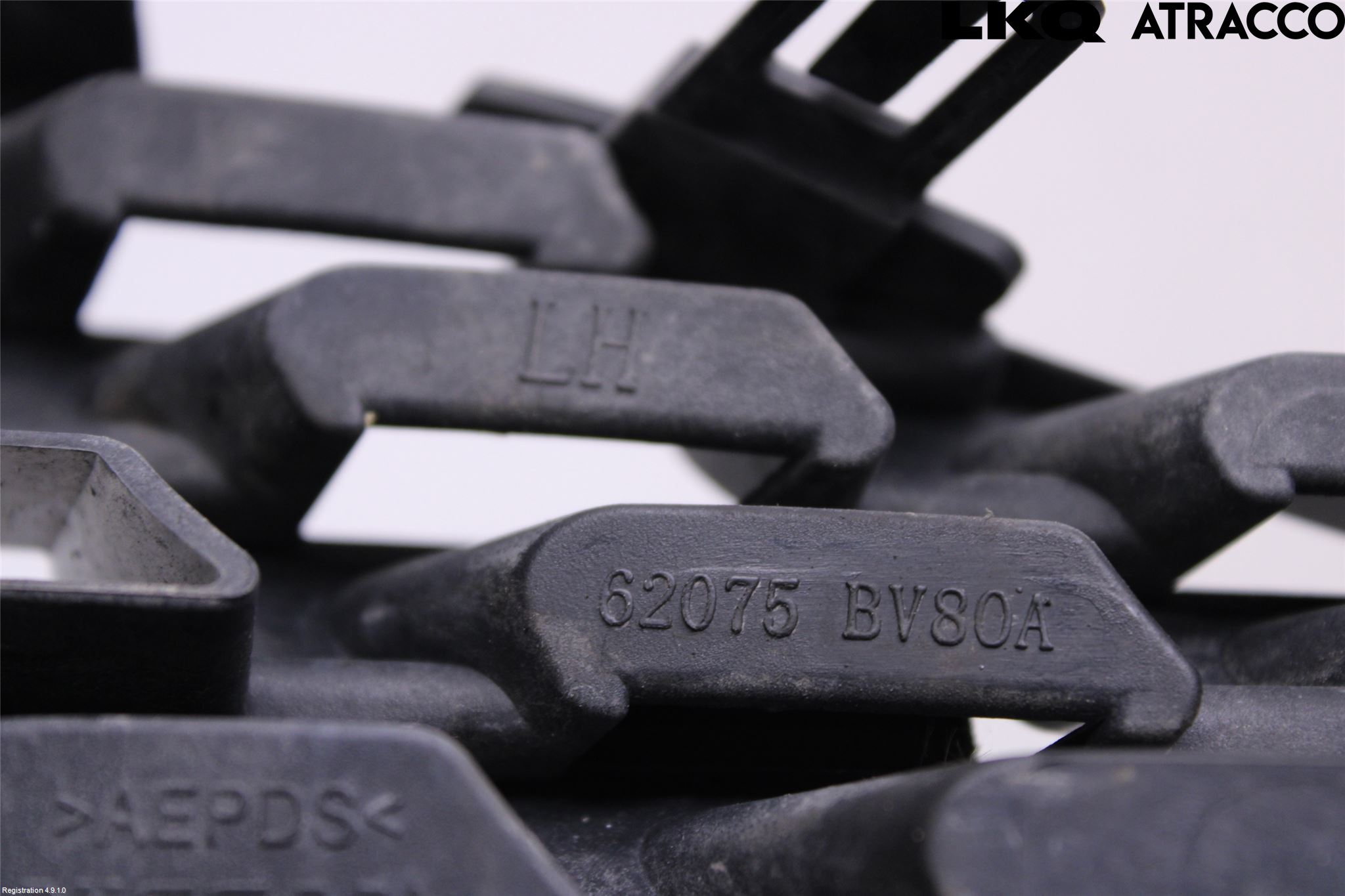 Nissan JUKE 14-19 Grilldel Vänster