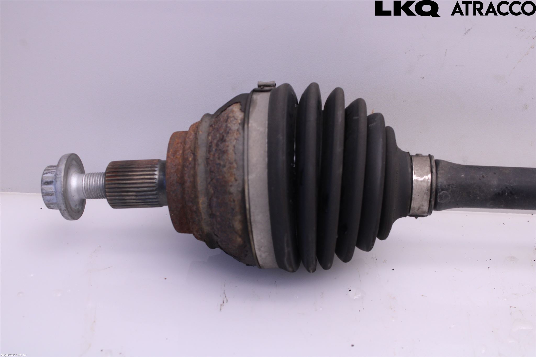 Volkswagen VW PASSAT 15-19 Drivaxel Fram Höger