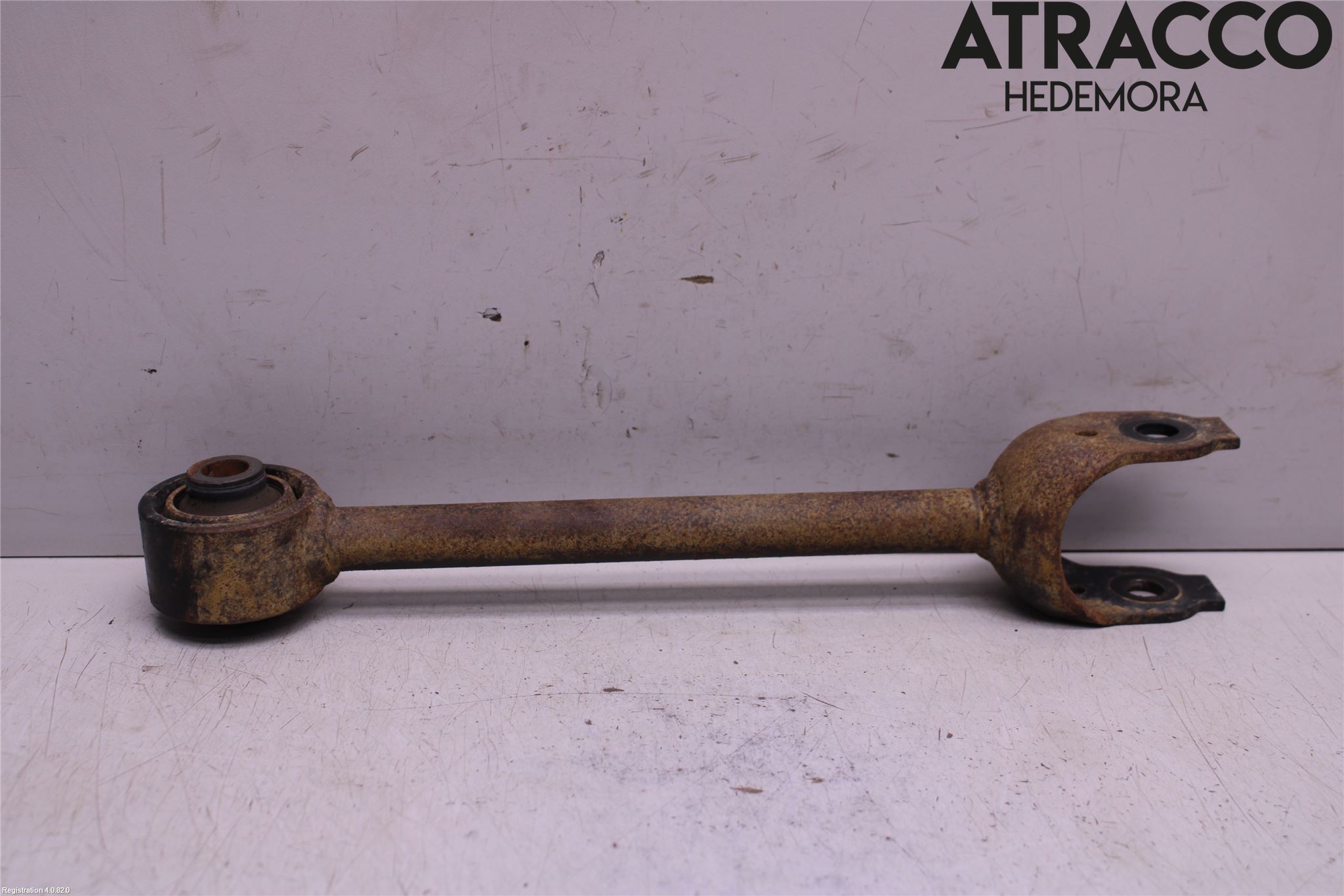 Toyota RAV4 19- Bärarm Bak Vänster