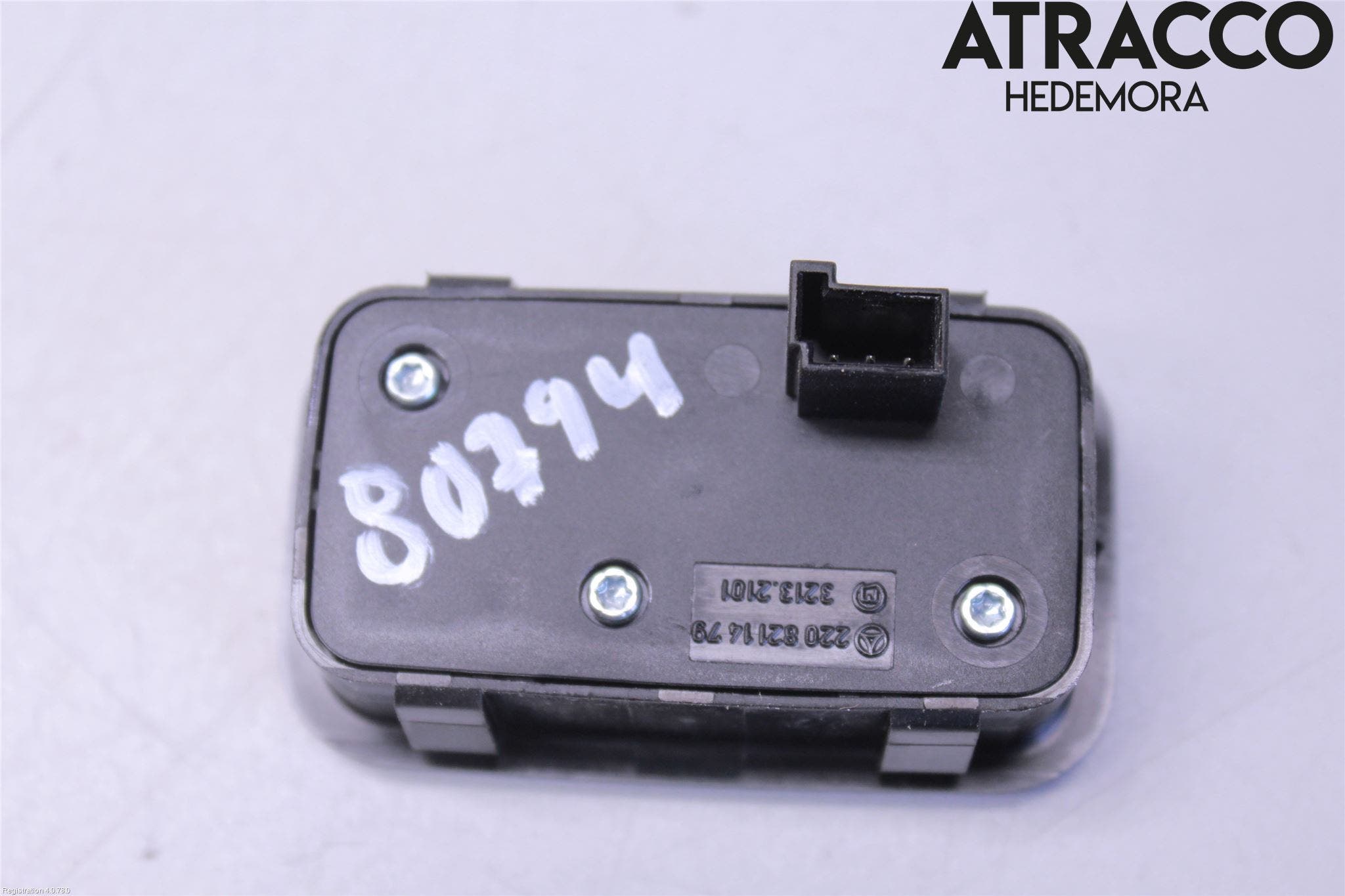 Mercedes-Benz MB E-KLASS (W213) 16-23 Strömställare Baklucka