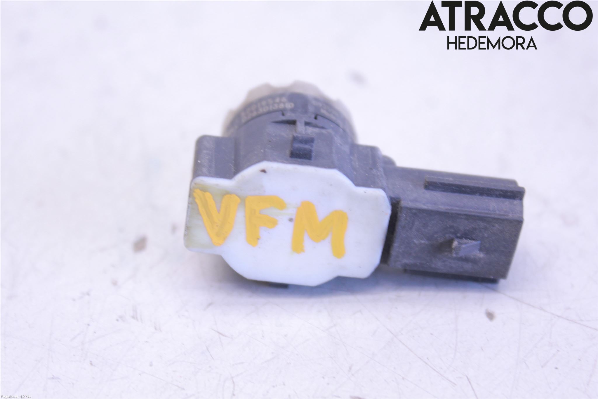 Opel INSIGNIA 17- Parkeringshjälp Frontsensor