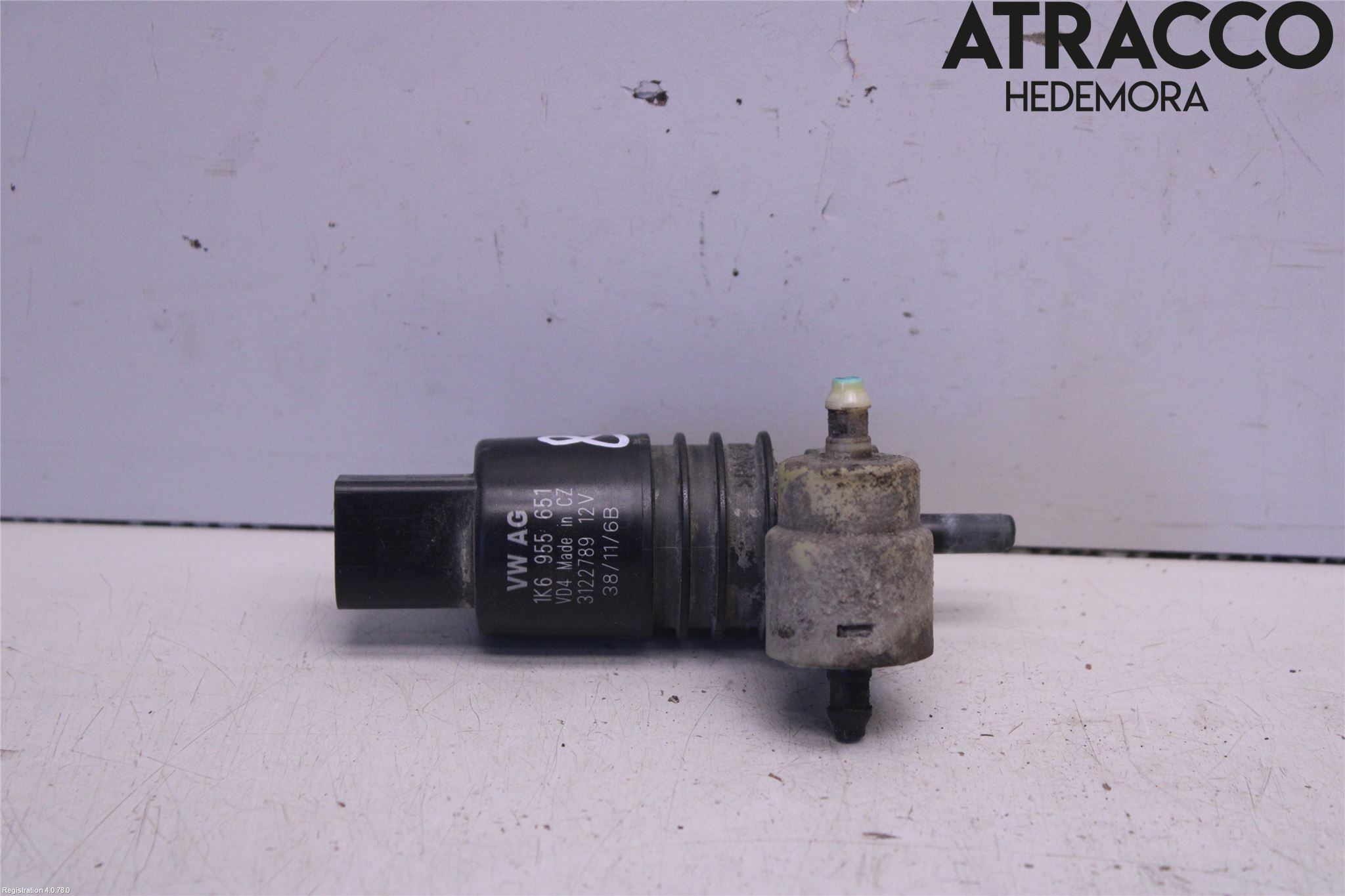 Volkswagen VW CADDY 11-15 Spolarpump Vindruta
