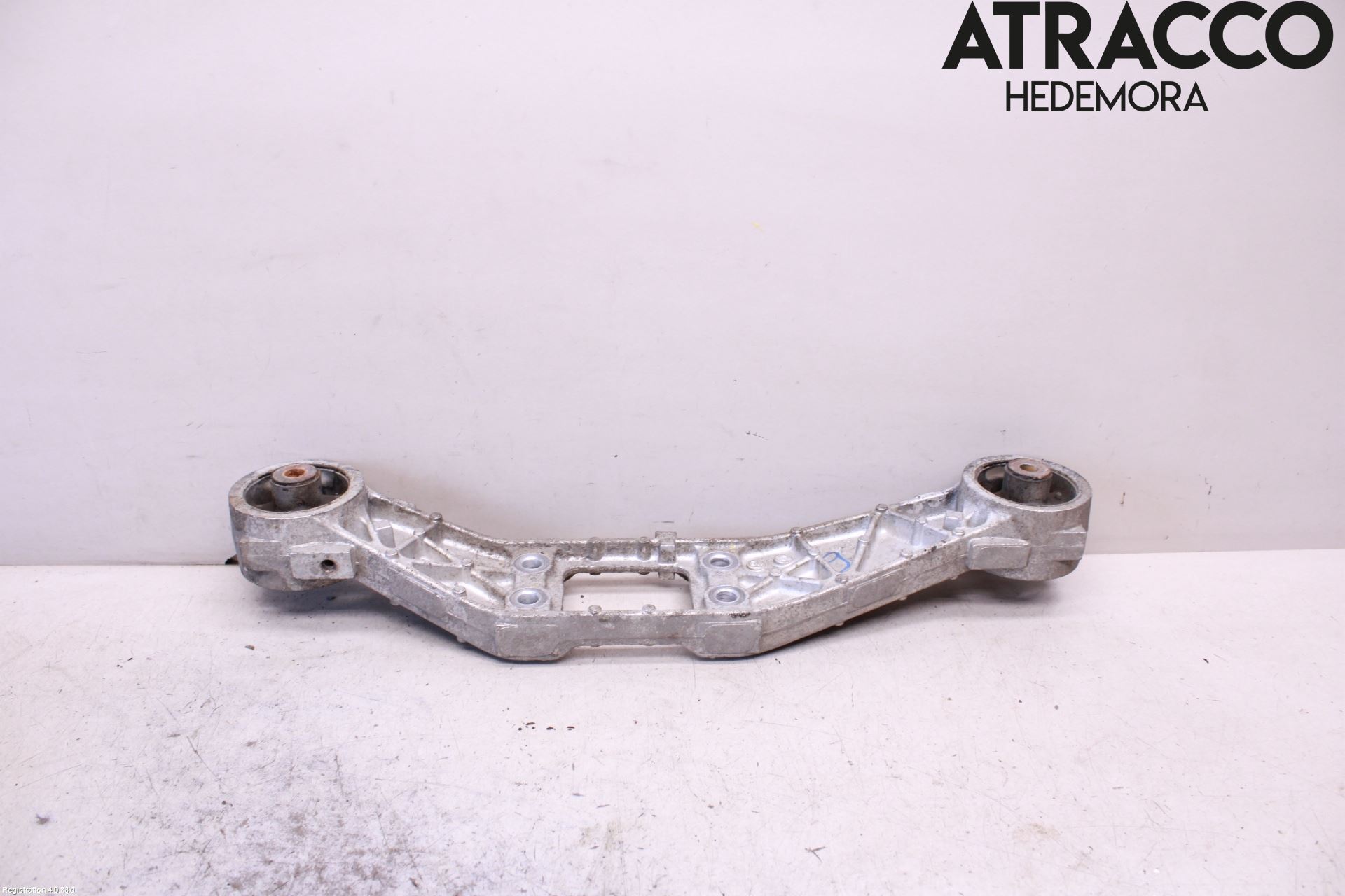 Suzuki VITARA 15- Bakaxel Fäste